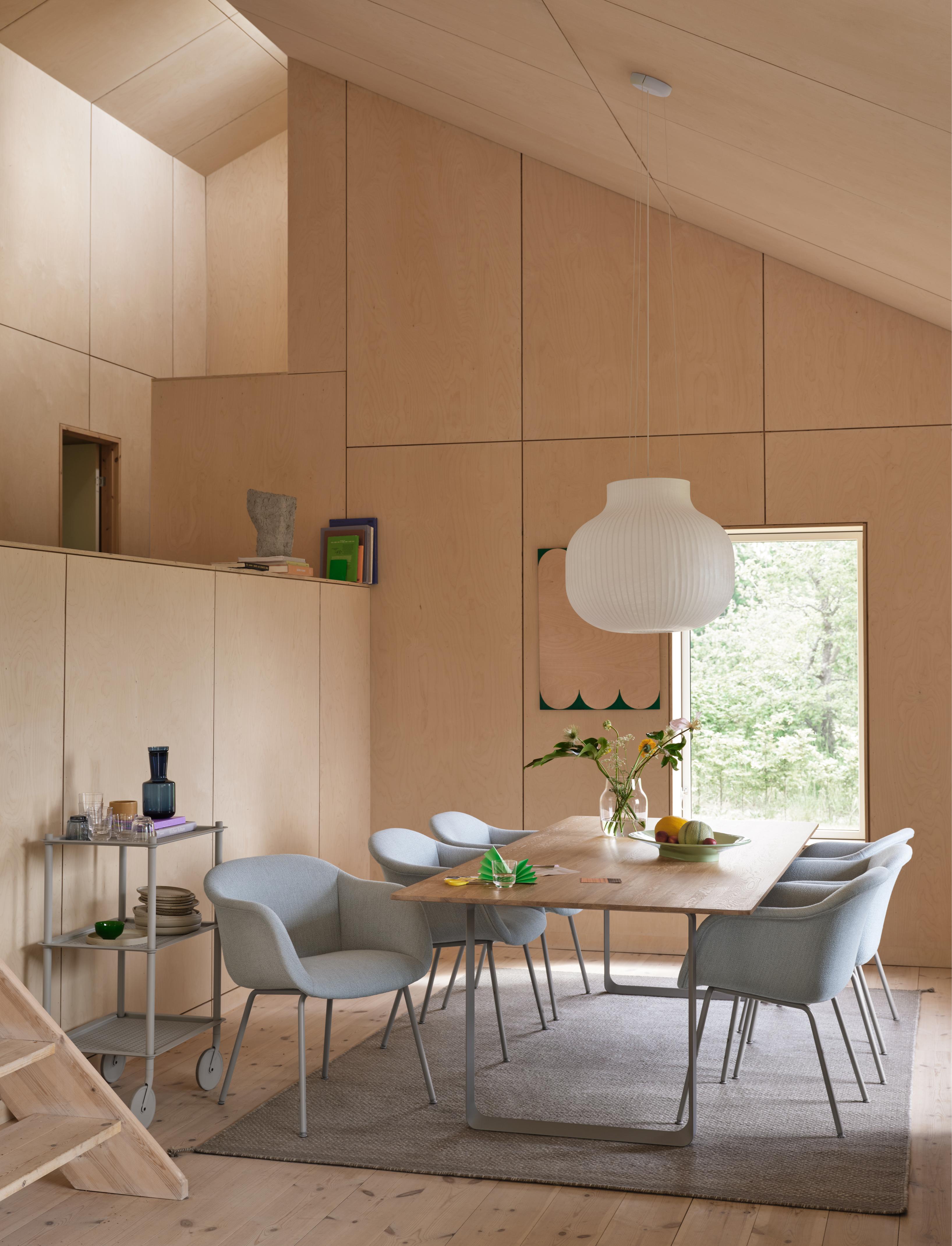 STRAND CLOSED White Pendant Lamp