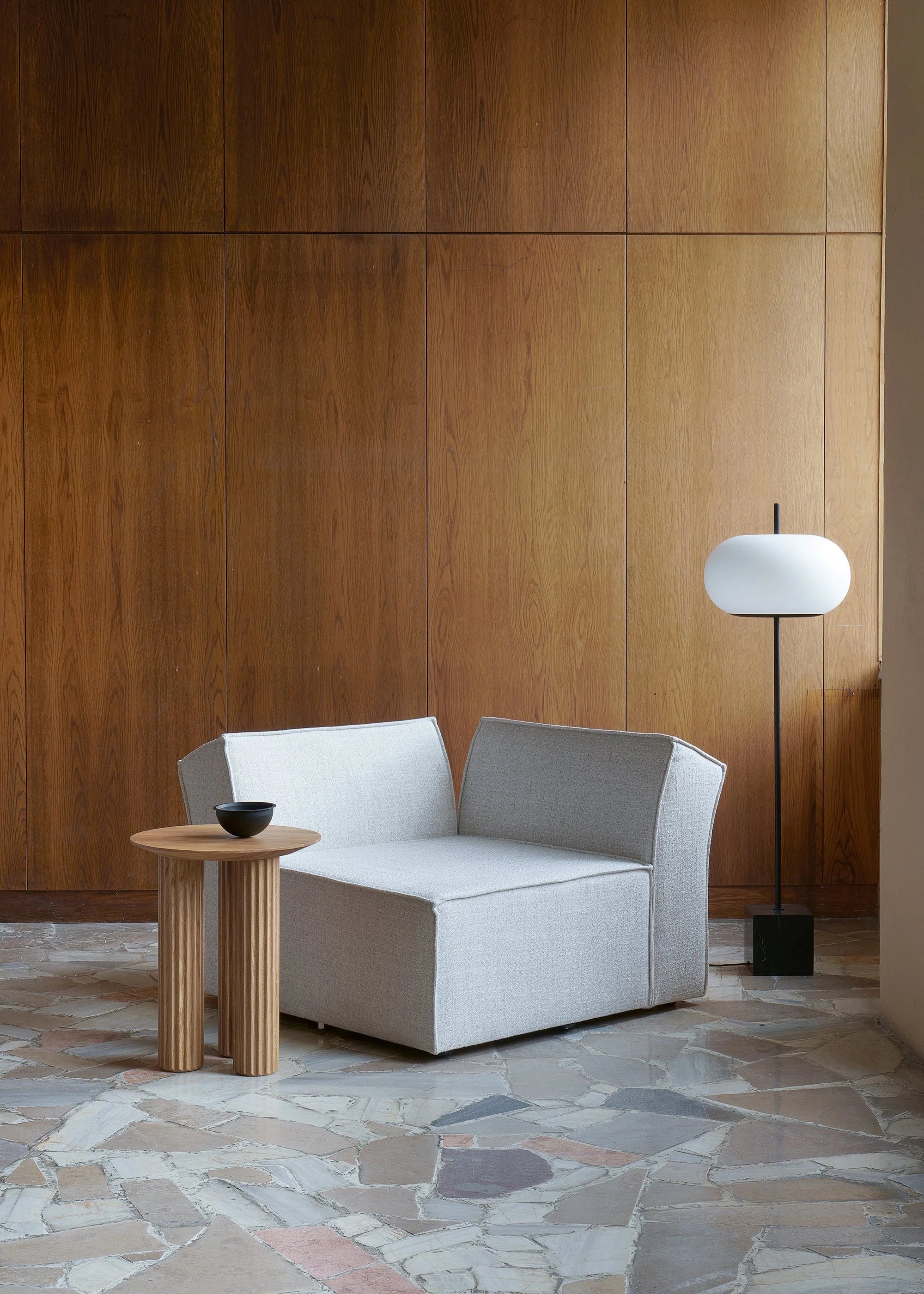 Zijtafel FILAR eikenhout