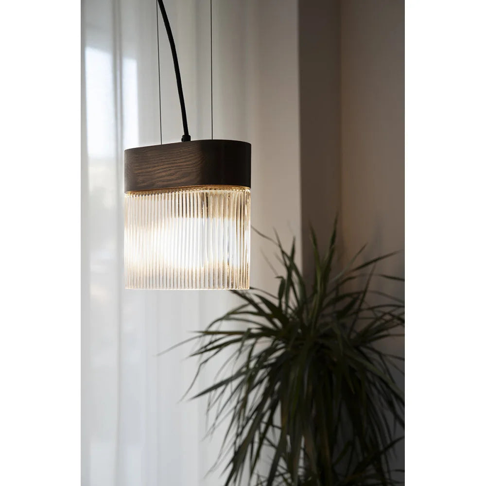 Hanglamp FLUMINA geribbeld glas en zwart essenhout