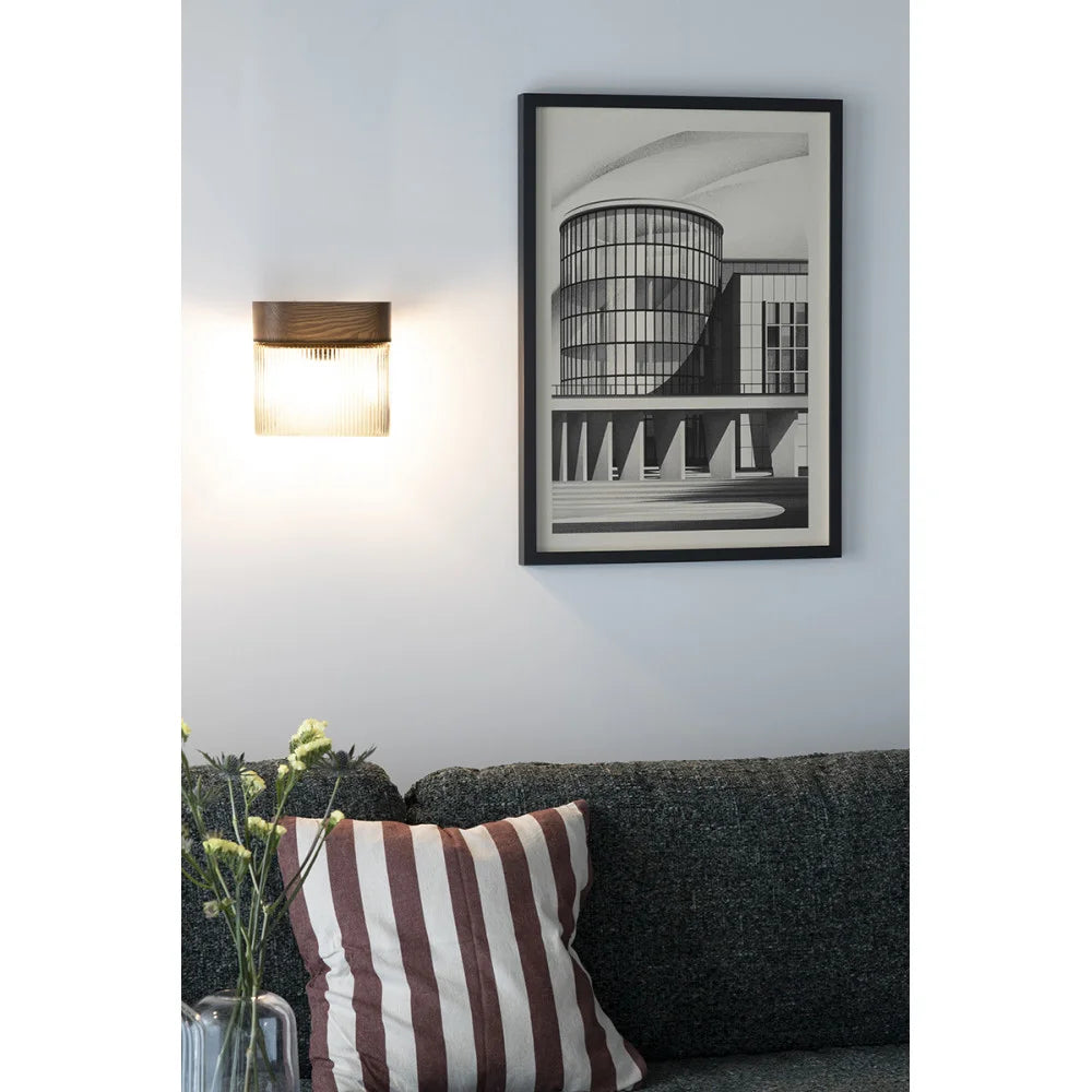 FLUMINA wall lamp with ribbed glass and black ash wood