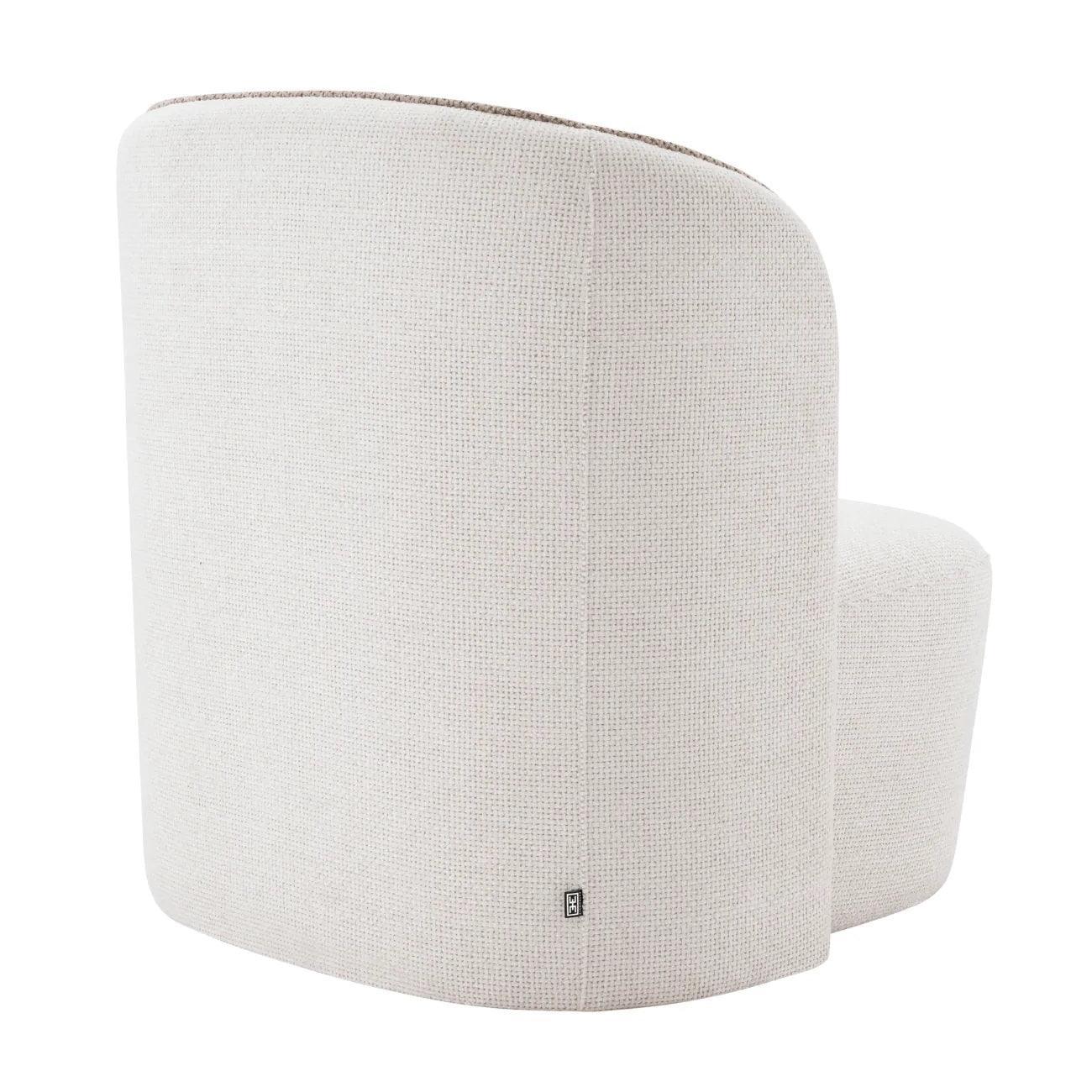 Fotel BARRIER biały z piaskowym wykończeniem Eichholtz Eye on Design