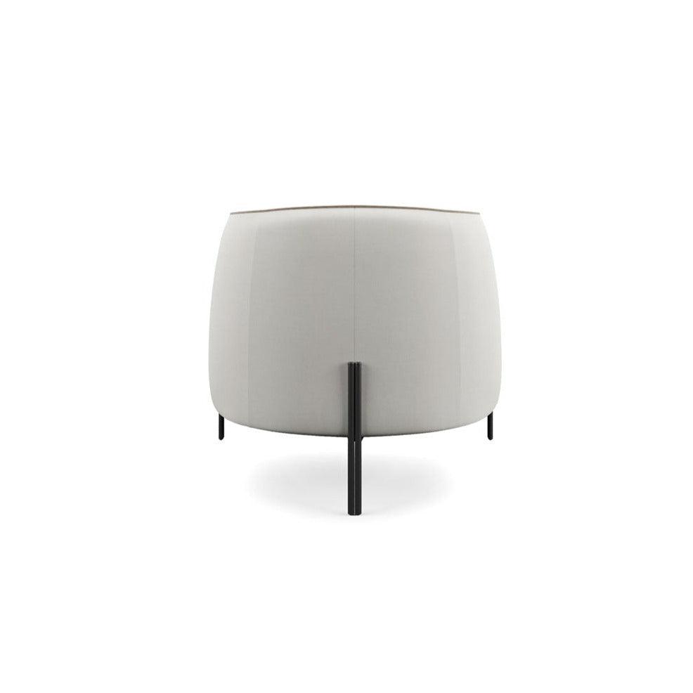 Fotel CAILLOU CAPITONNE jasnobeżowy Liu Jo Living Eye on Design