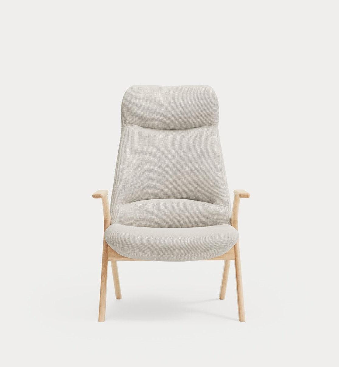 Fotel DINS wysoki kremowy z drewnianą podstawą Teulat Eye on Design