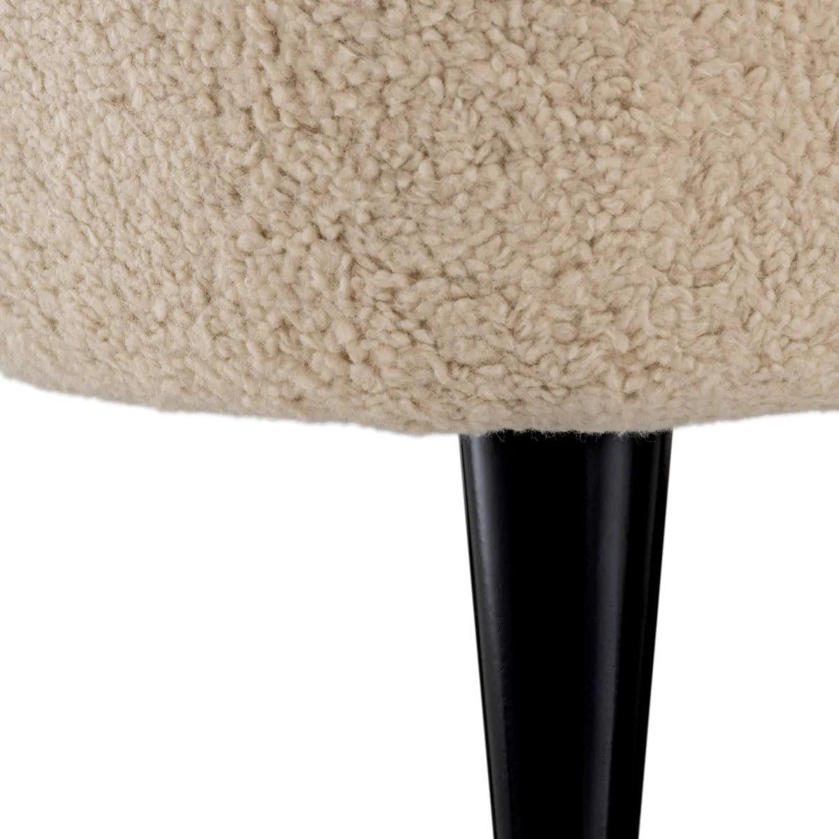 Fotel futrzany HYDRA kremowy Eichholtz Eye on Design