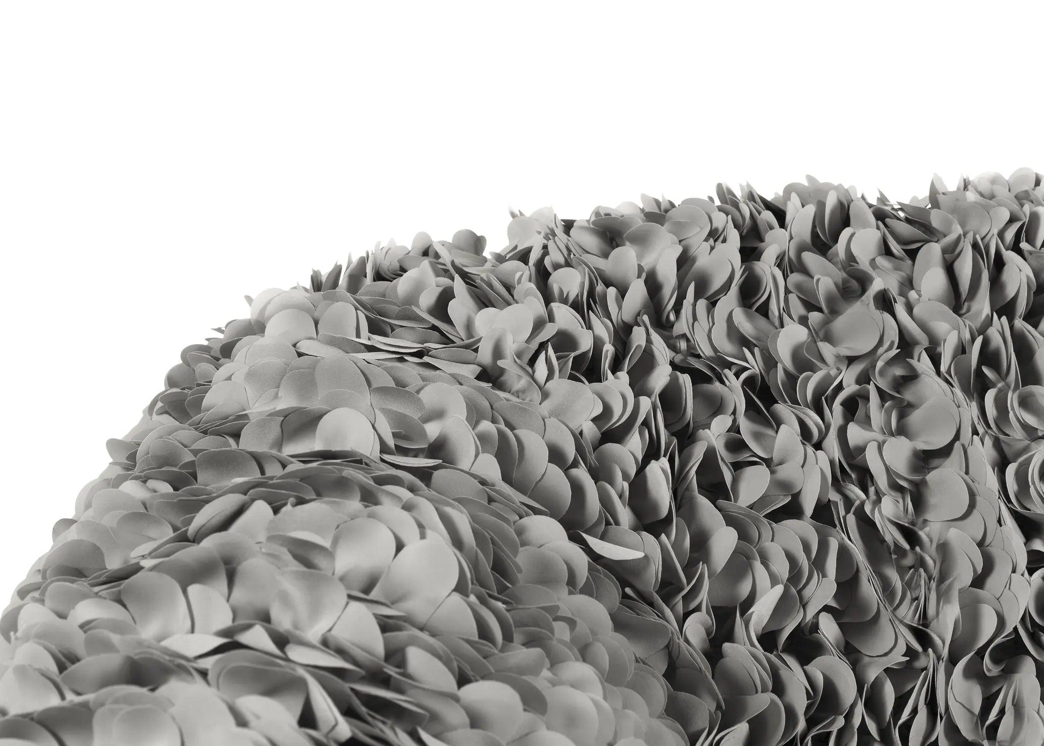 Fotel HORTENSIA płatki Moooi Eye on Design