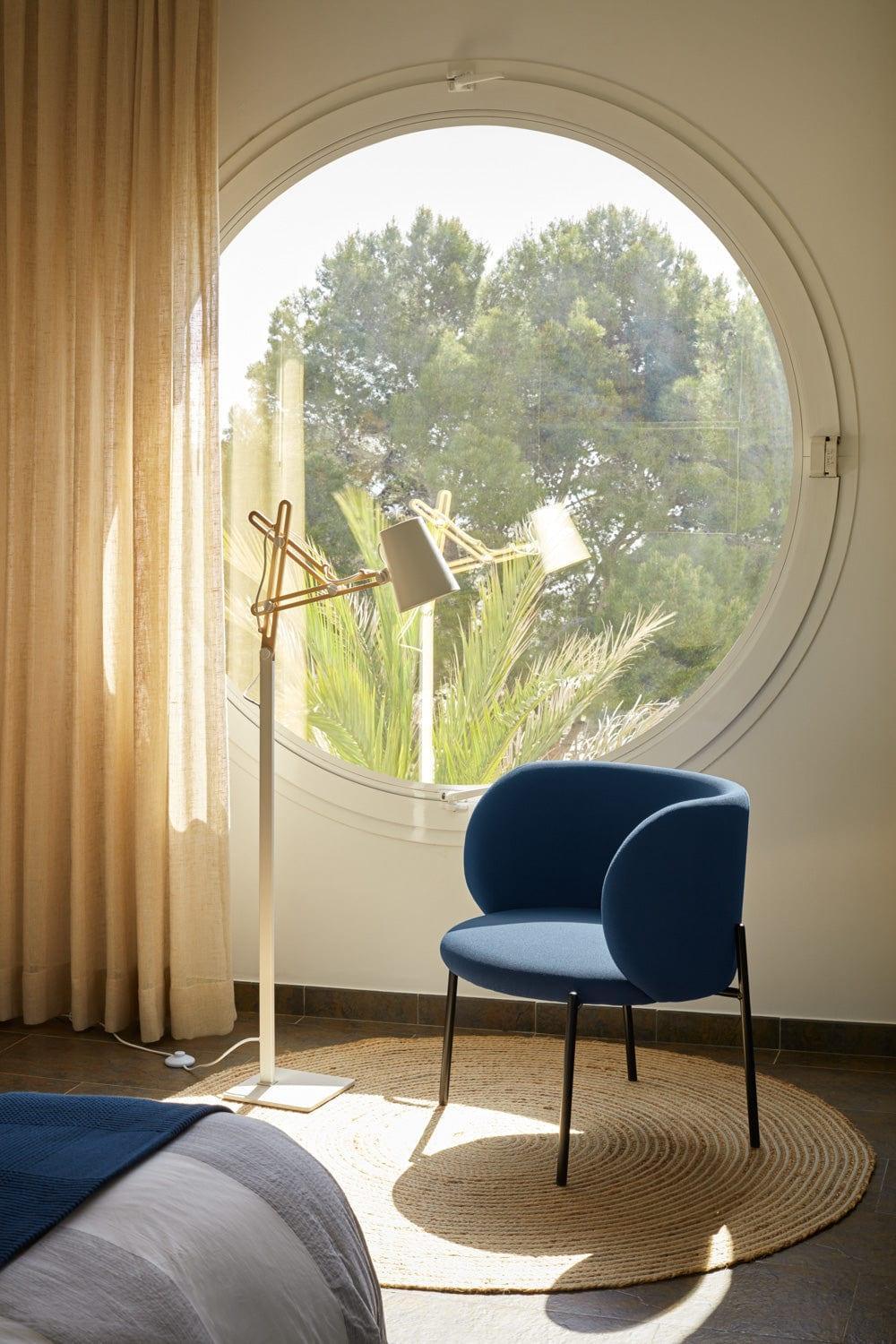 Fotel MOGI granatowy Teulat Eye on Design