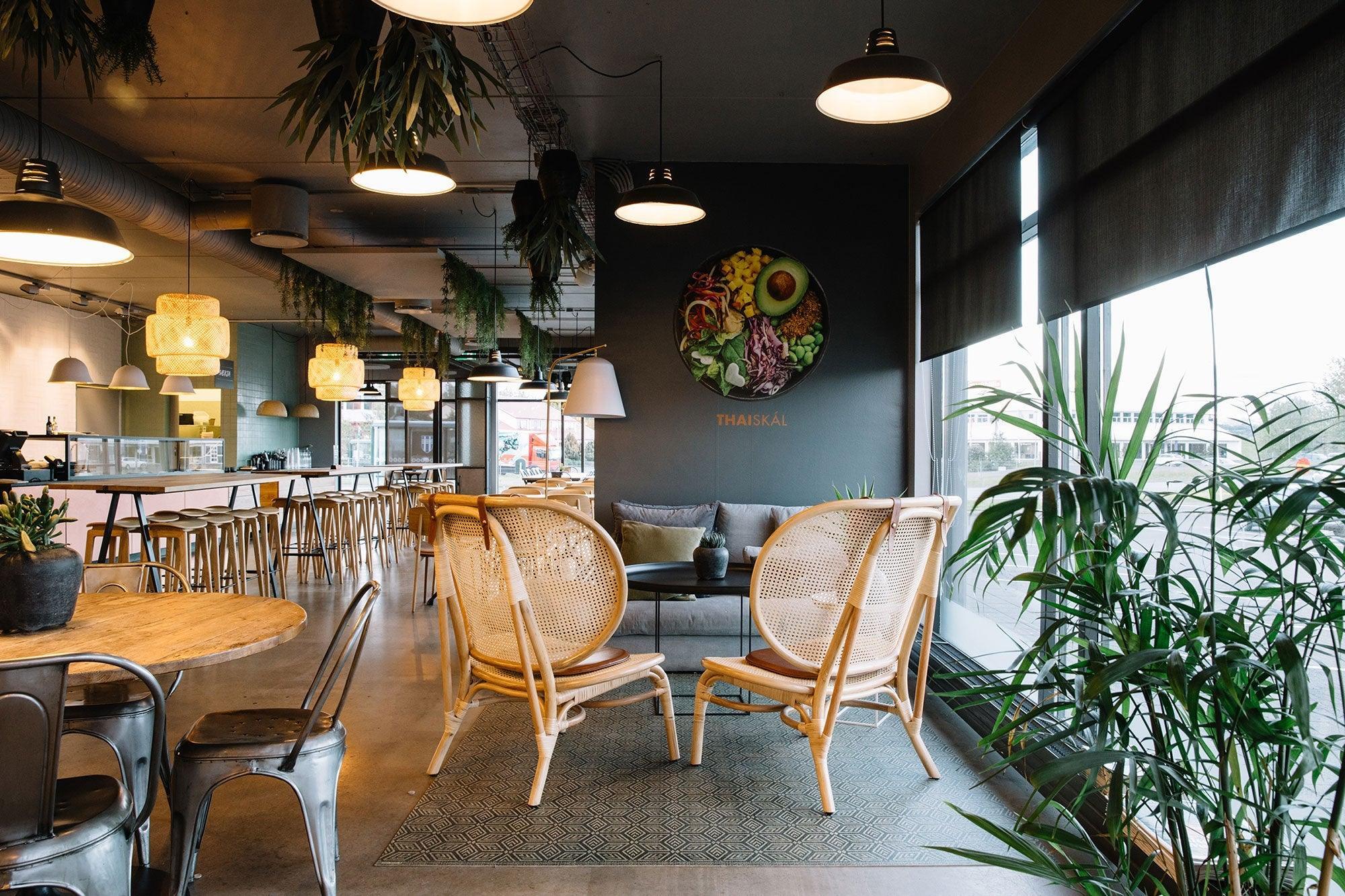 Fotel NOMAD bambusowy z rattanem NORR11 Eye on Design