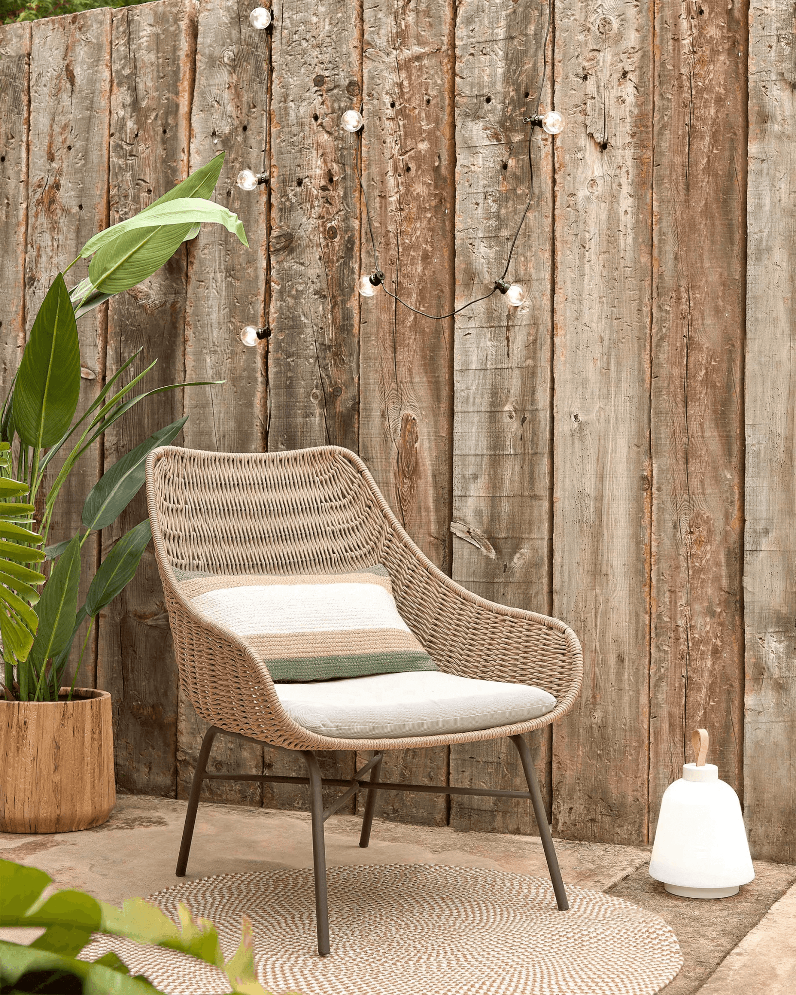 Fotel ogrodowy ABELI beżowy La Forma Eye on Design