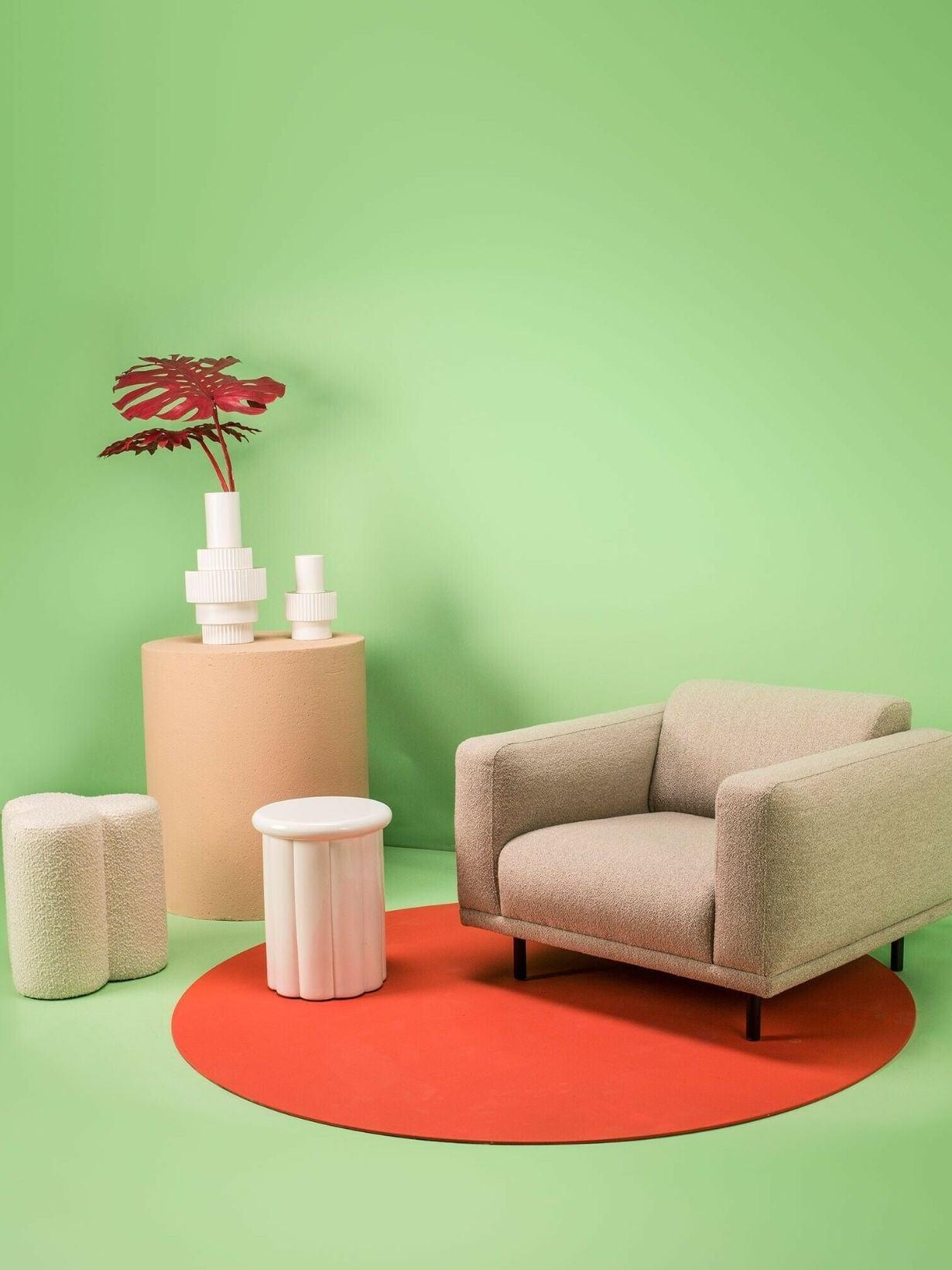 Fotel w tkaninie boucle TEDDY beżowy Pols Potten Eye on Design