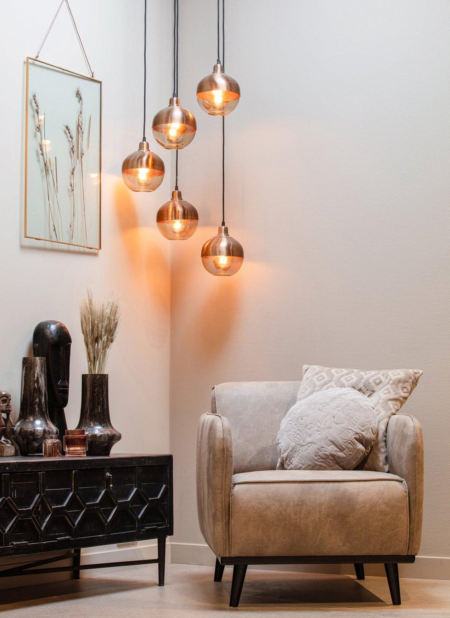 Fotel welurowy STATEMENT STRUCTURE beżowy Be Pure Eye on Design