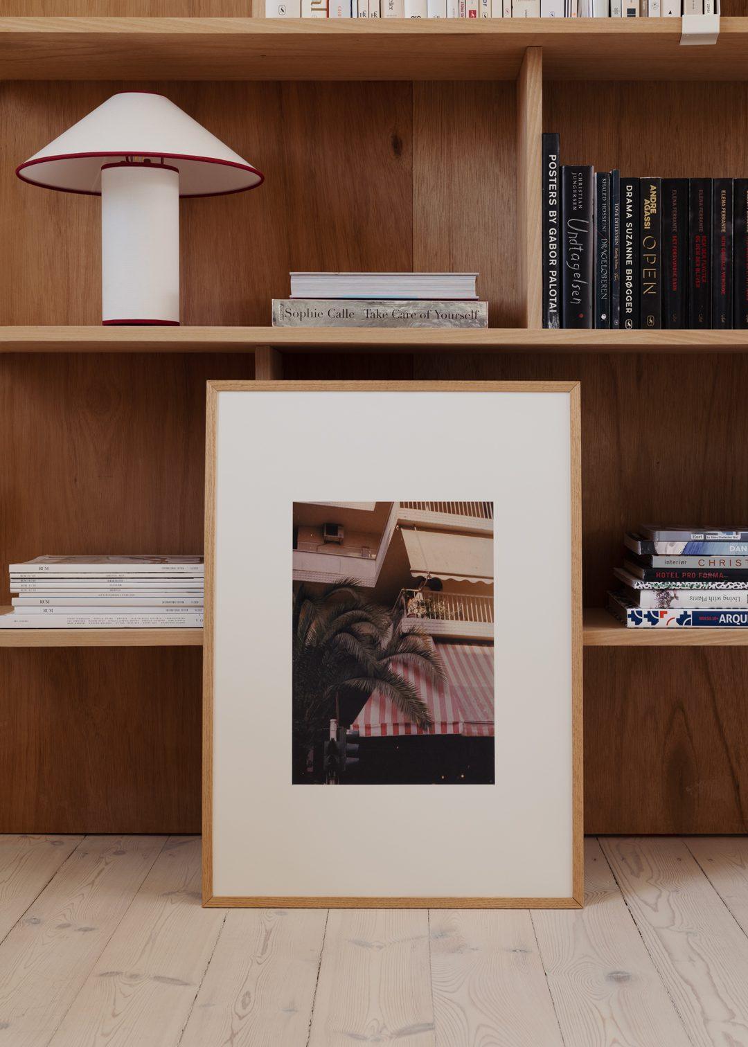 Grafika artystyczna THE CORNER WE BOTH LOVED The Poster Club Eye on Design