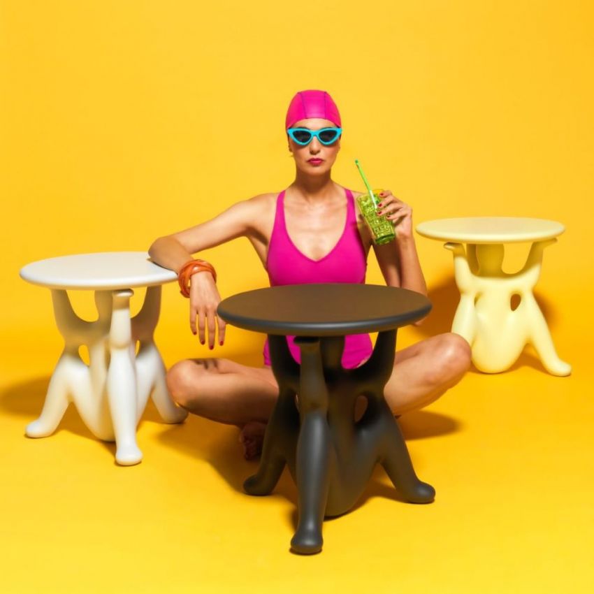 Zijtafel HELPYOURSELF zwart