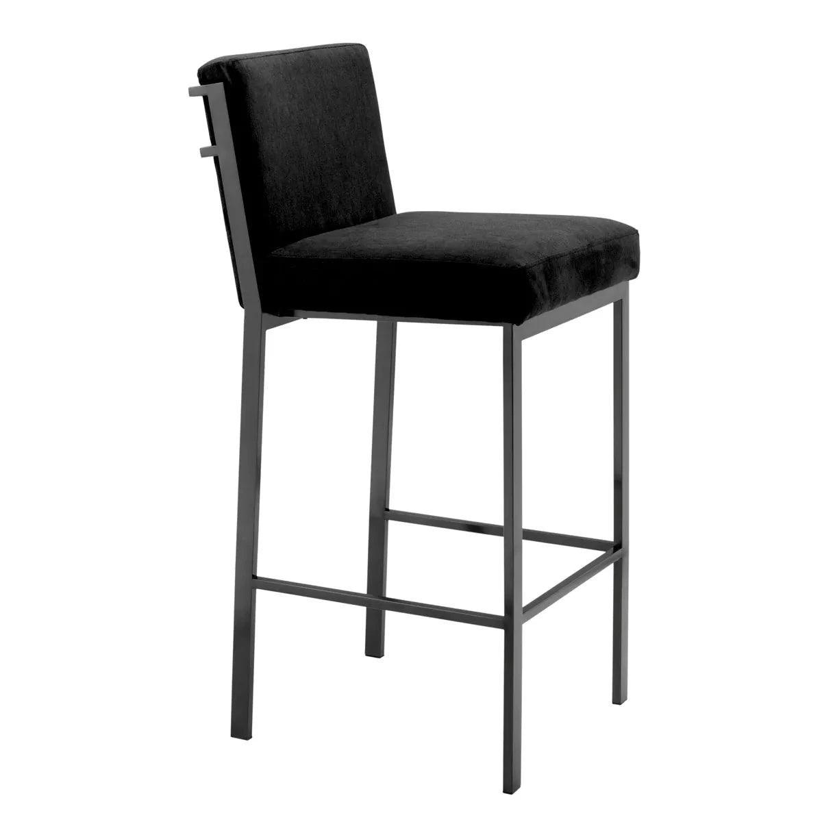 Hoker aksamitny SCOTT czarny z czarną podstawą Eichholtz Eye on Design