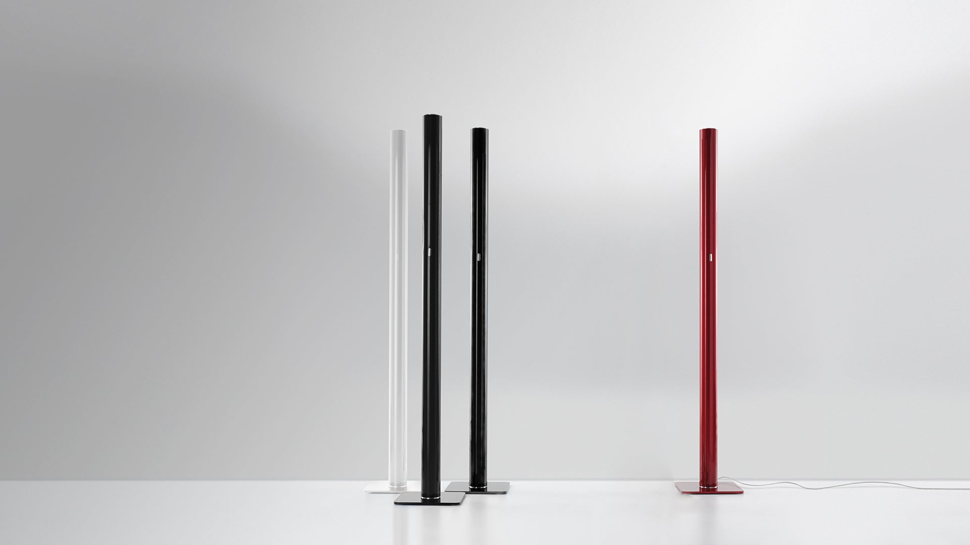 Vloerlamp LLIO mat zwart