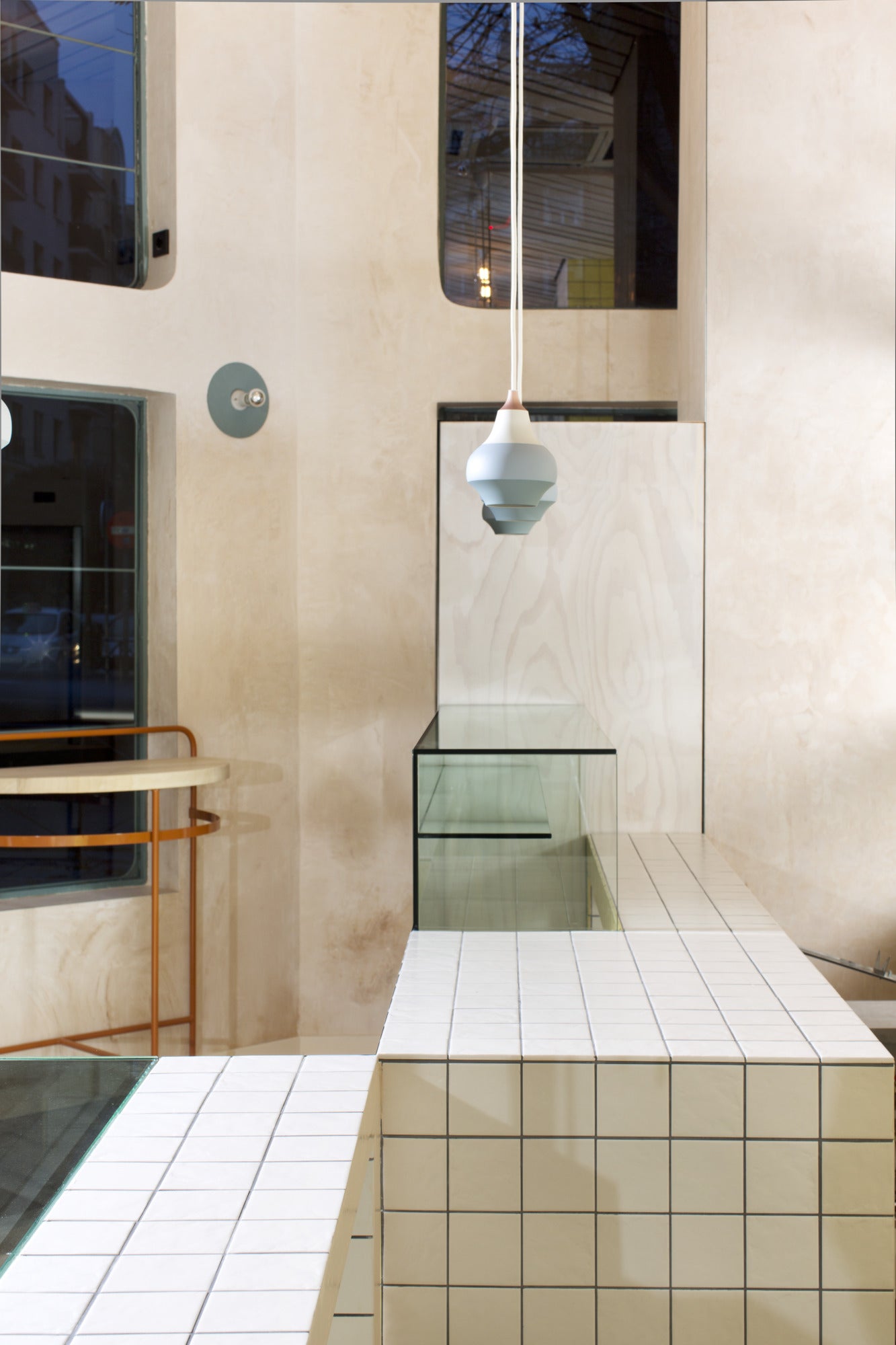 Pendelleuchte CIRQUE weiß mit grauem Ende