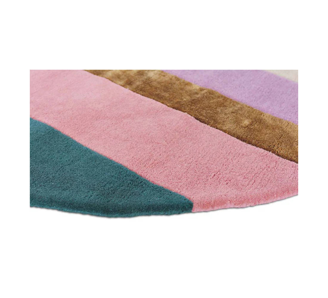 Untymmetrical rug Jardin pink