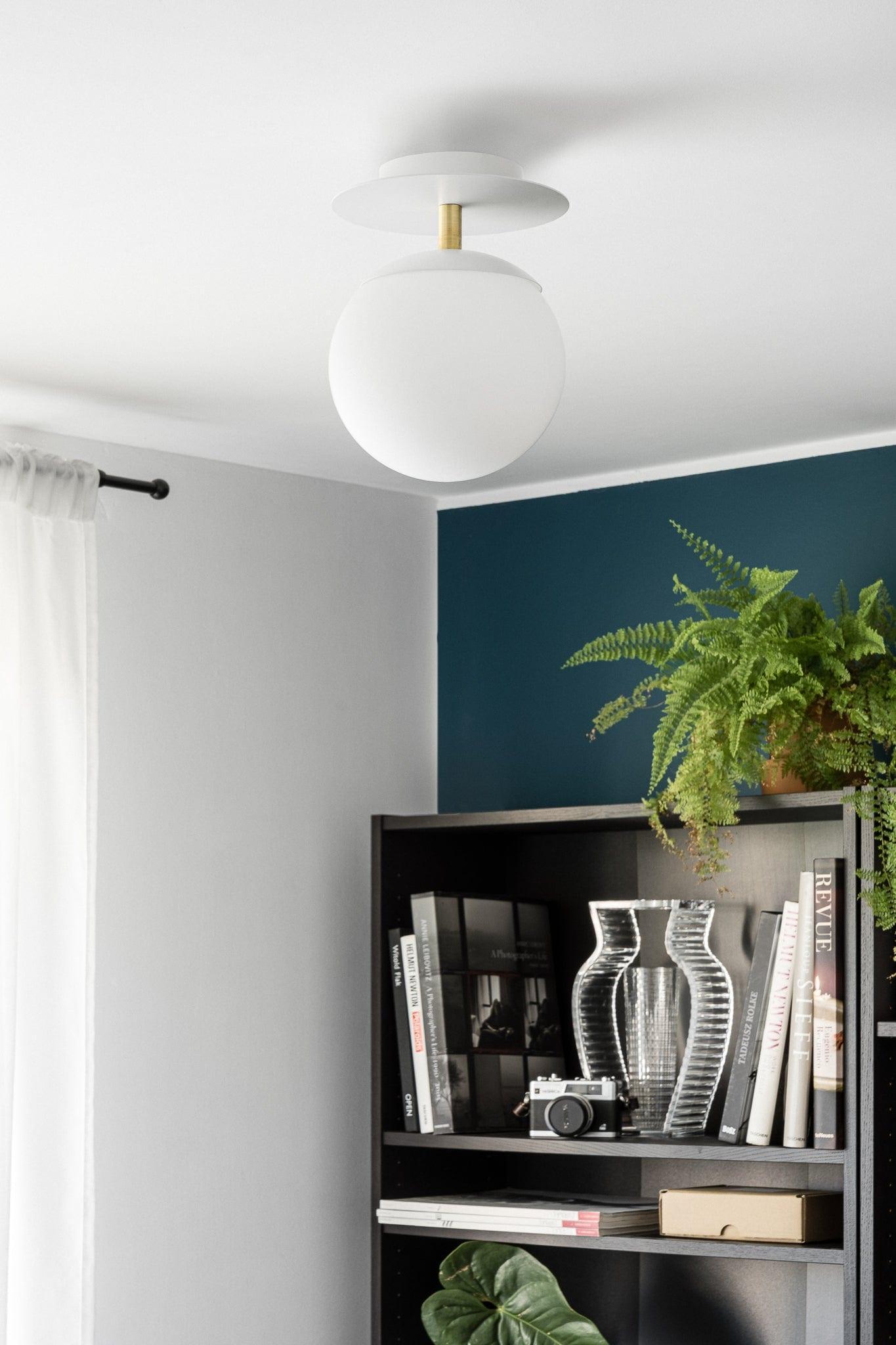 Kinkiet PLAAT biało-złoty Ummo Eye on Design