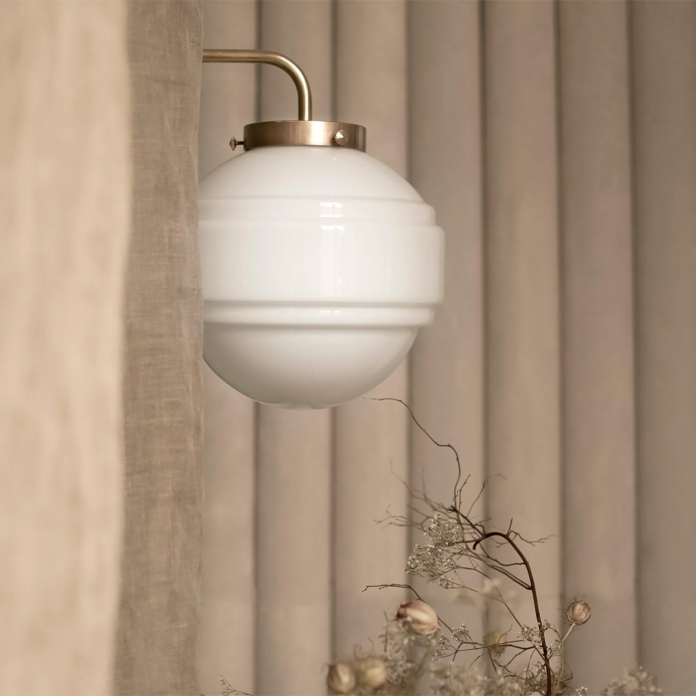 Kinkiet SATURN nikiel Embassy Interiors Eye on Design