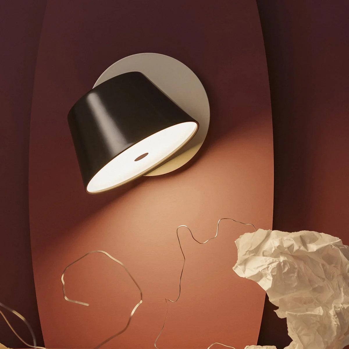 Kinkiet ścienny TAM TAM biały Marset Eye on Design