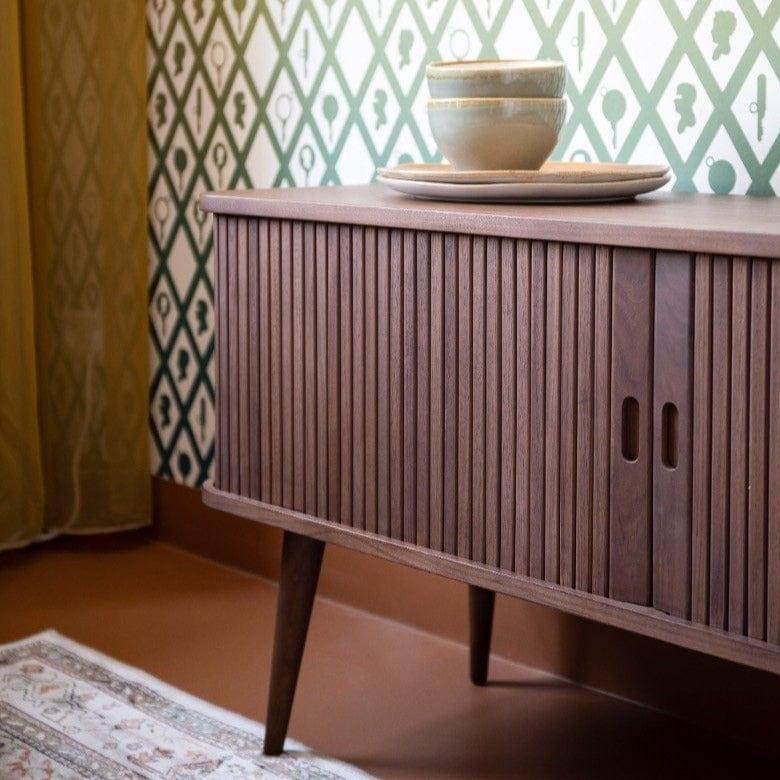 Komoda BARBIER orzechowy Zuiver Eye on Design