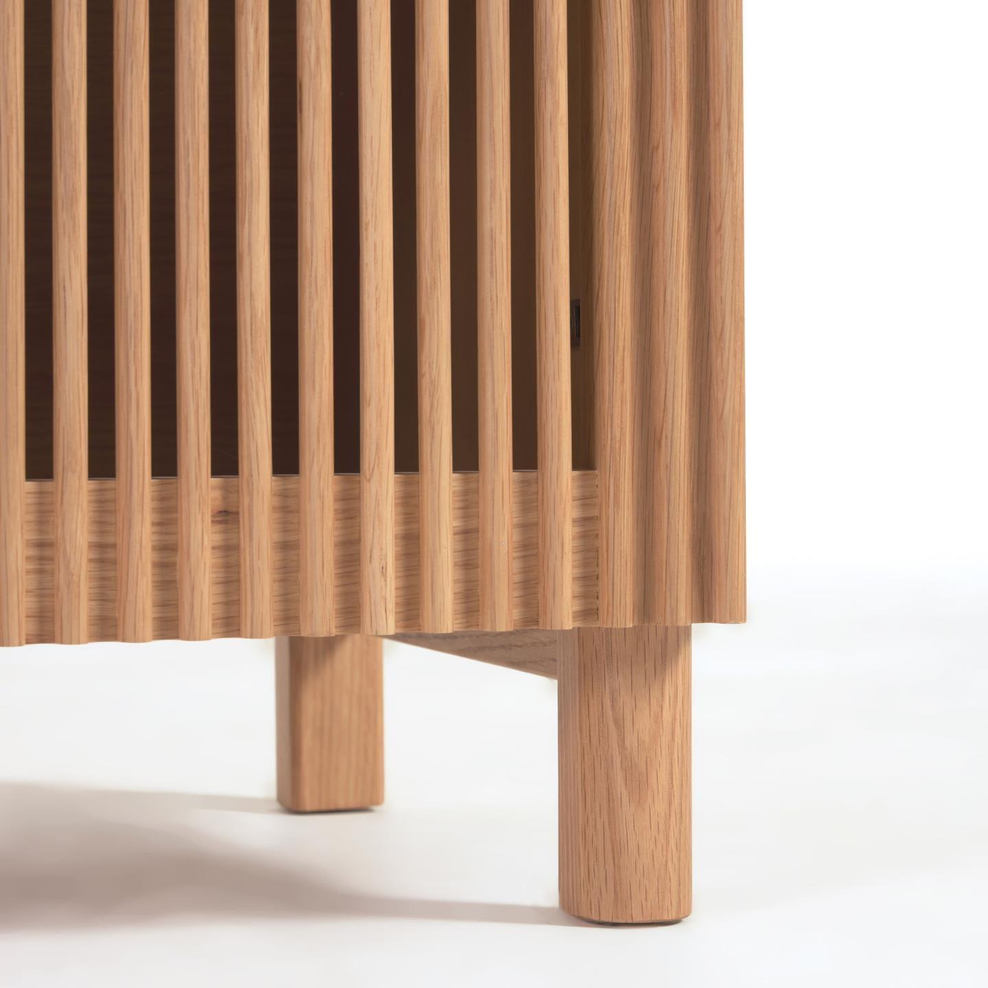 Komoda BEYLA lite drewno dębowe La Forma Eye on Design