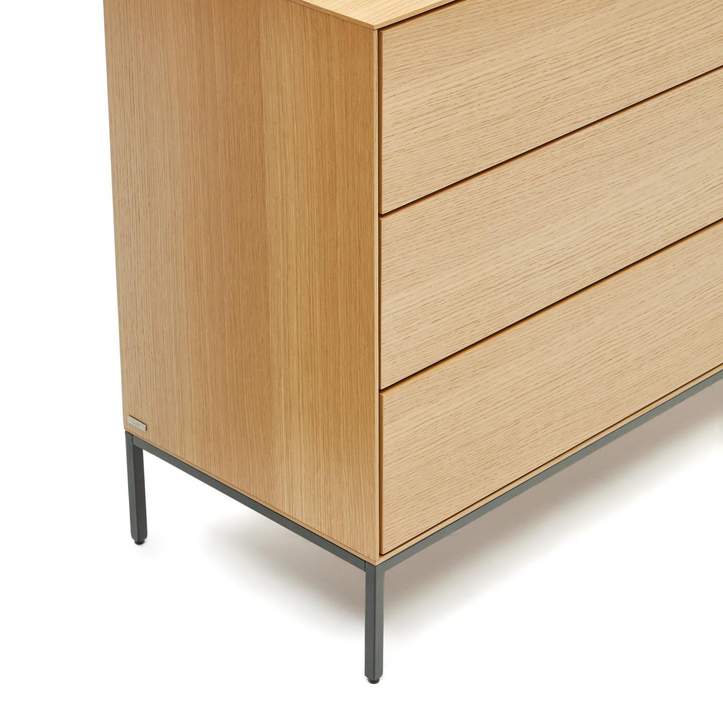 Komoda z szufladami VEDRANA fornir dębowy La Forma Eye on Design