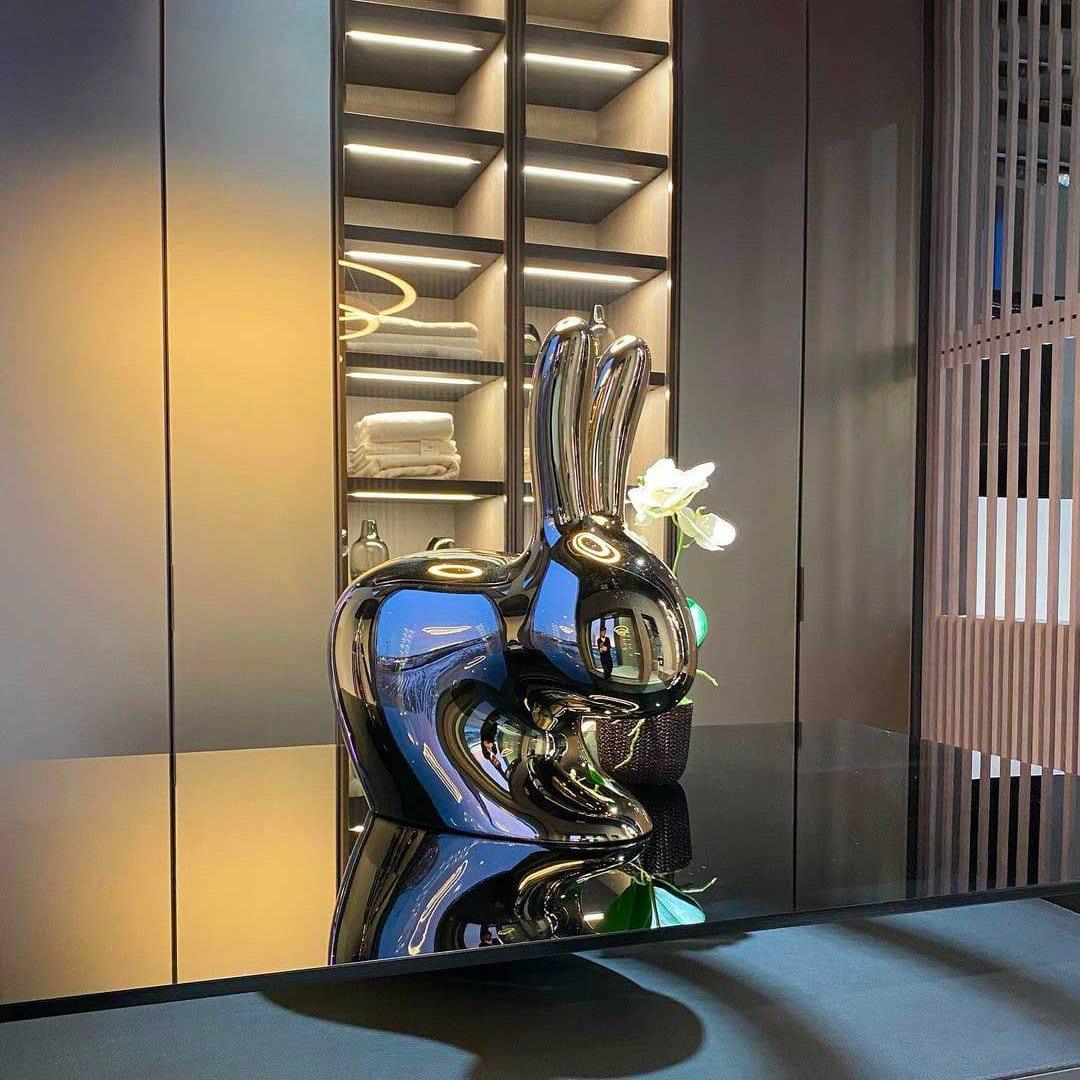 Krzesełko BABY RABBIT METALLIC czarna perła Qeeboo Eye on Design