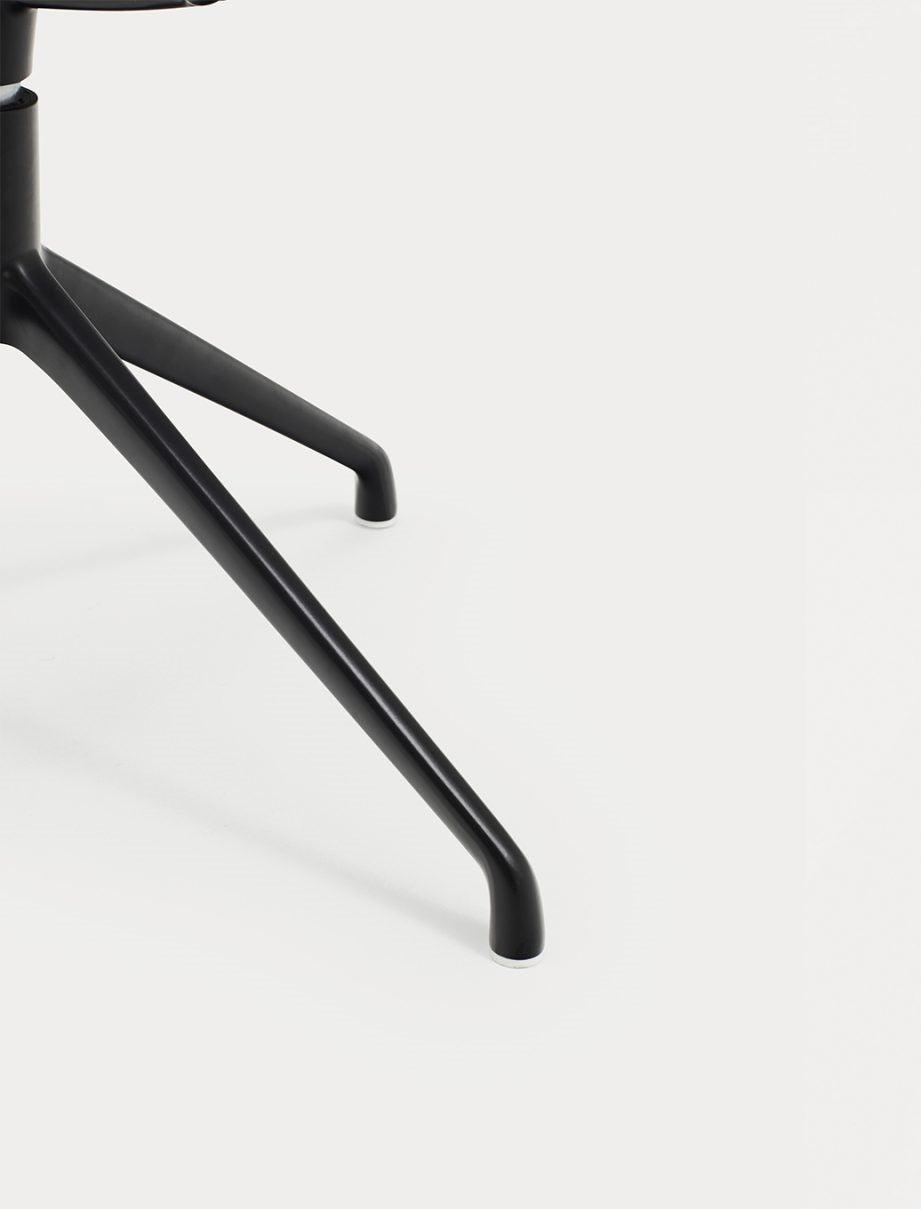 Krzesło ADD czerwony z czarną podstawą Teulat Eye on Design