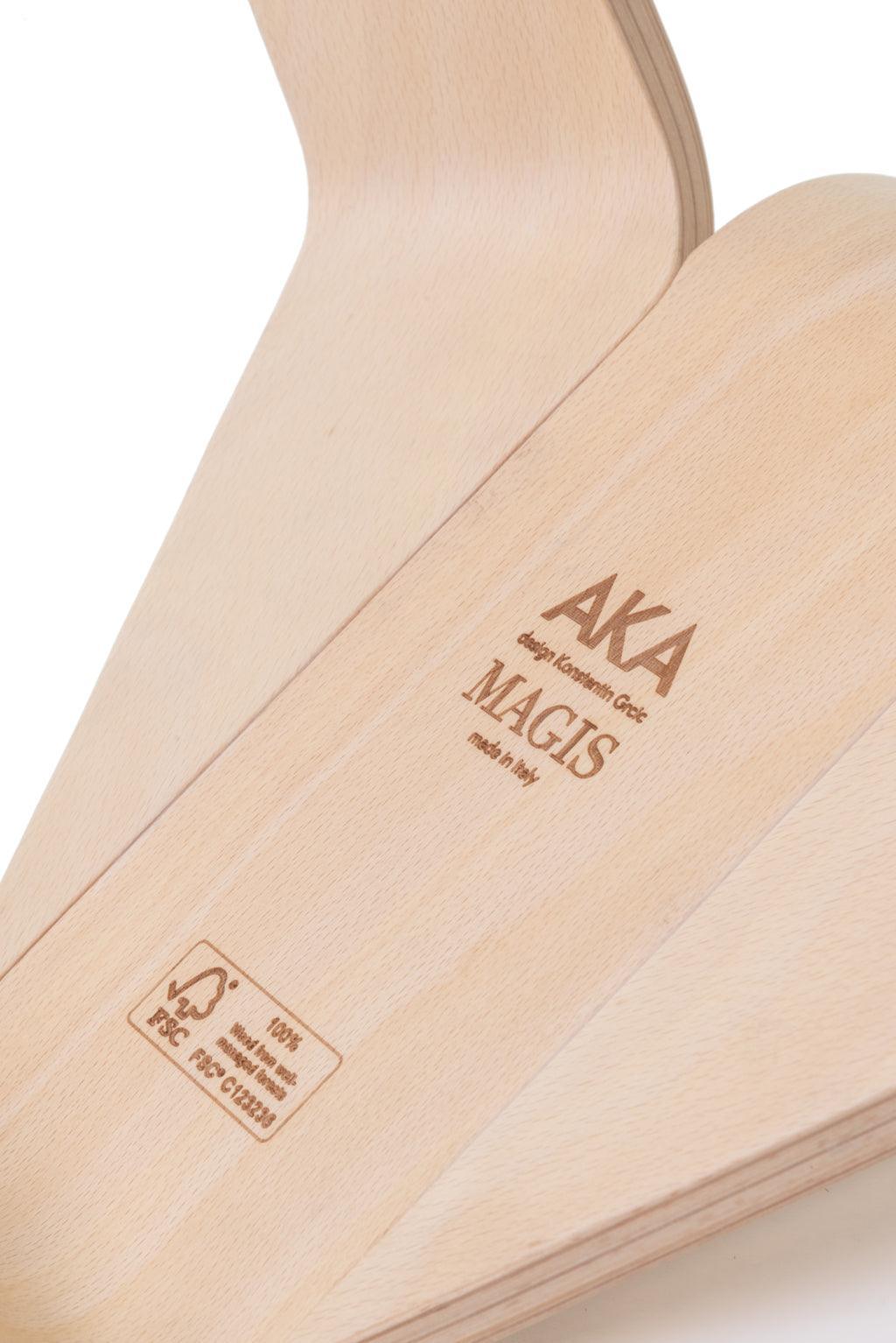 Krzesło AKA drewno bukowe Magis Eye on Design