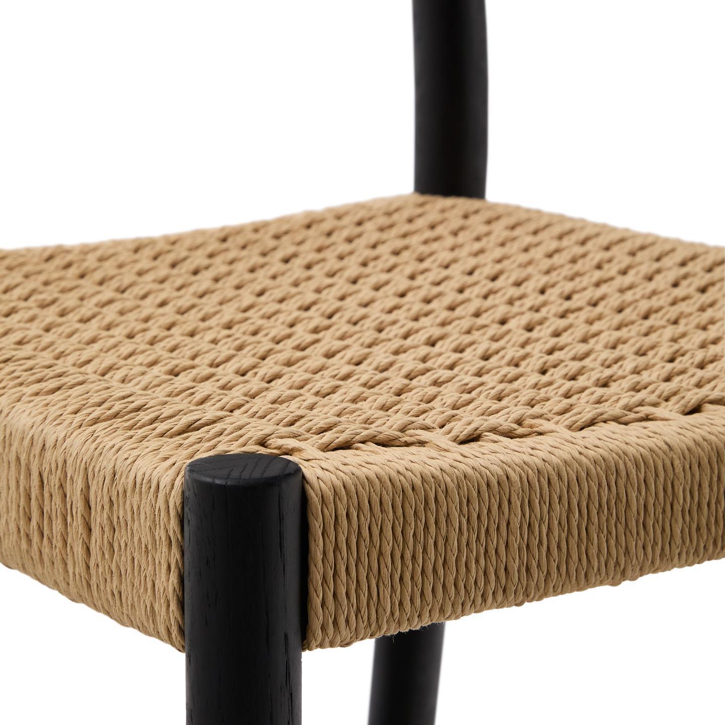 Krzesło barowe YALIA czarne drewno dębowe La Forma Eye on Design