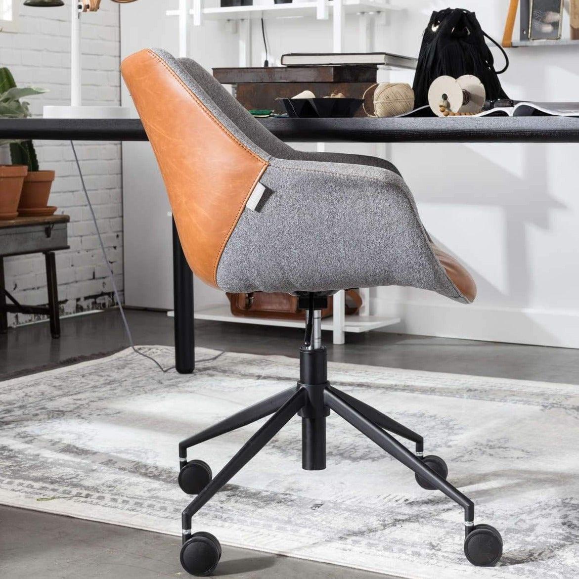 Krzesło biurowe DOULTON ekoskóra brązowy Zuiver Eye on Design