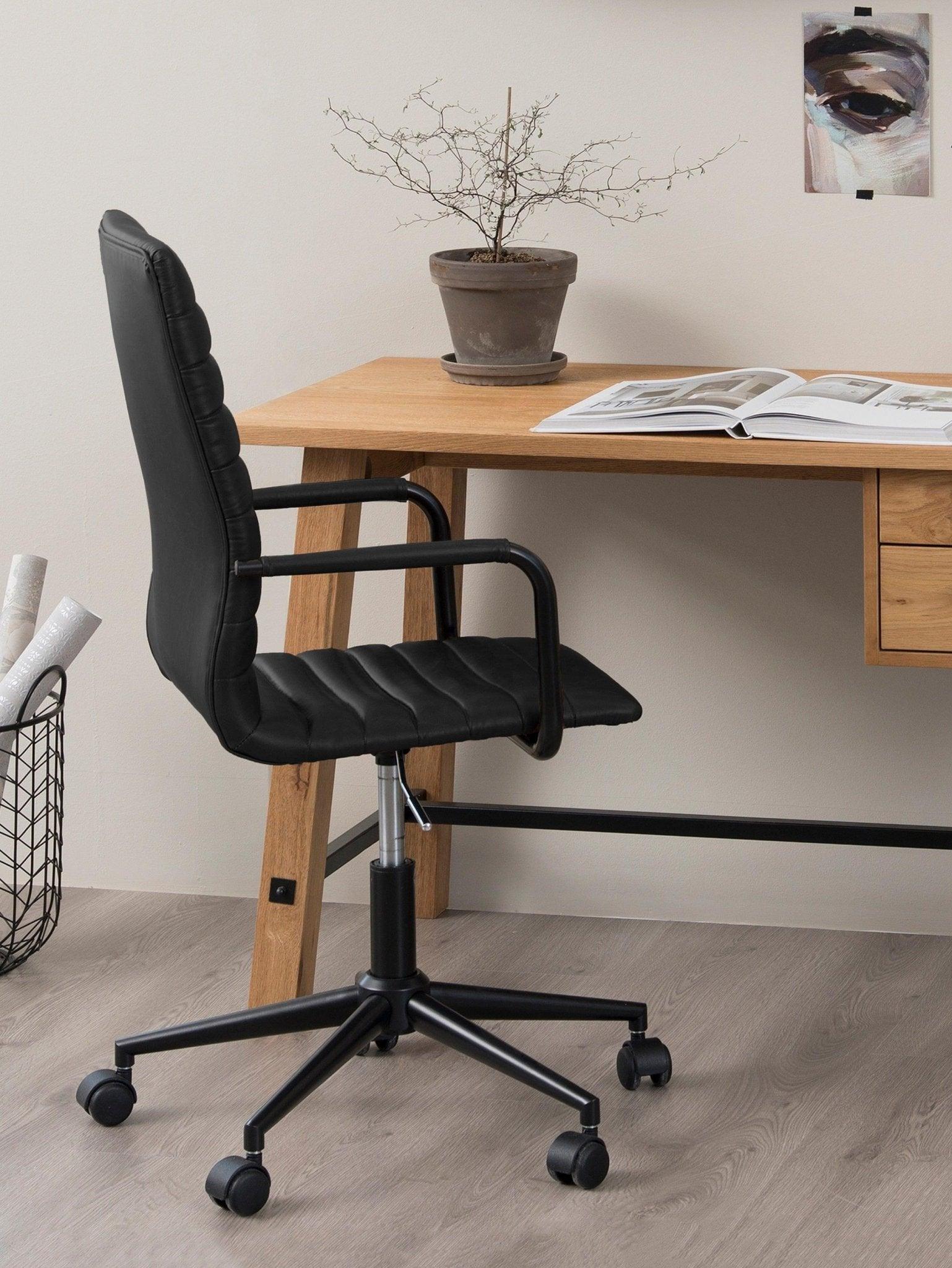 Krzesło biurowe NIKLAS czarny ekoskóra z czarną podstawą Actona Eye on Design