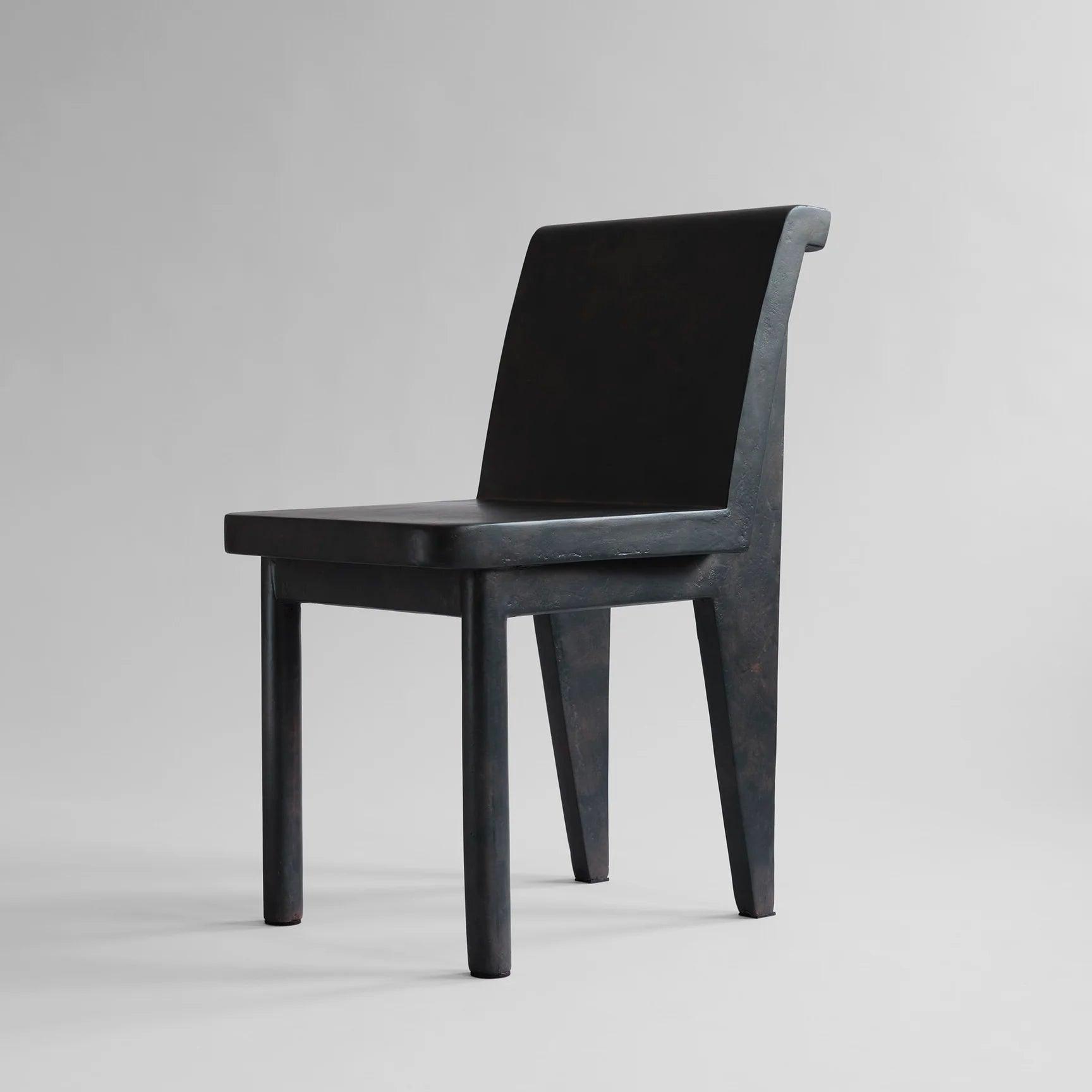 Krzesło BRUTUS SLIM ciemnobrązowy 101 Copenhagen Eye on Design