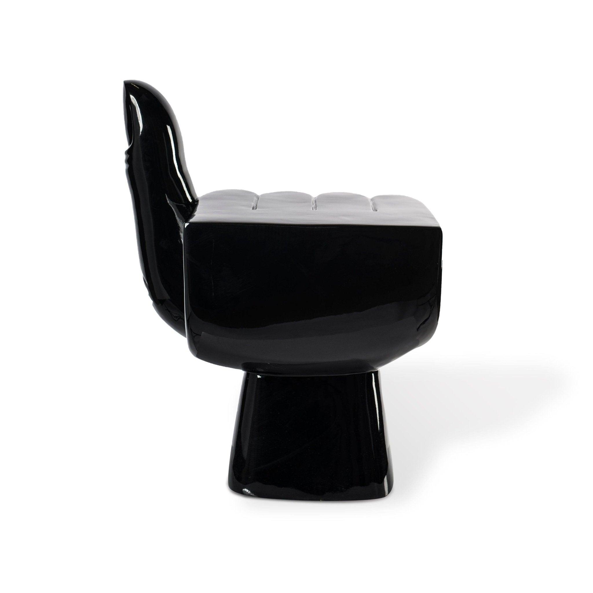 Krzesło FIST czarny Pols Potten Eye on Design