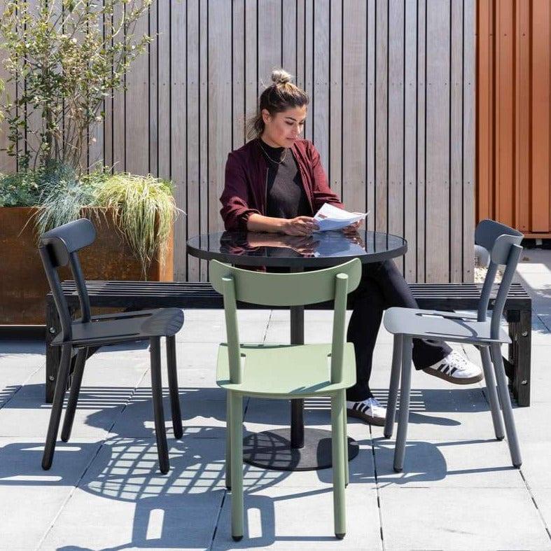 Krzesło FRIDAY czarny Zuiver Eye on Design