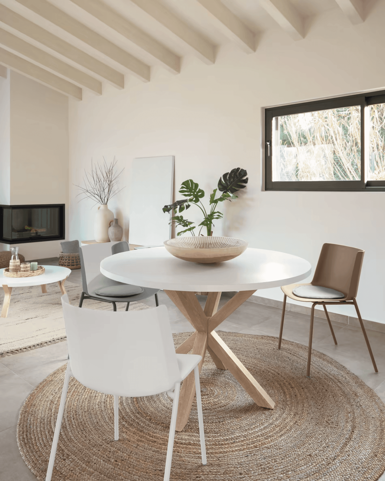 Krzesło HANNIA szary La Forma Eye on Design