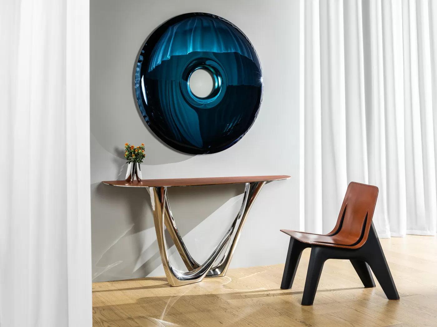 Krzesło J-CHAIR szaroniebieski mat z koniakowym wykończeniem Zieta Studio Eye on Design