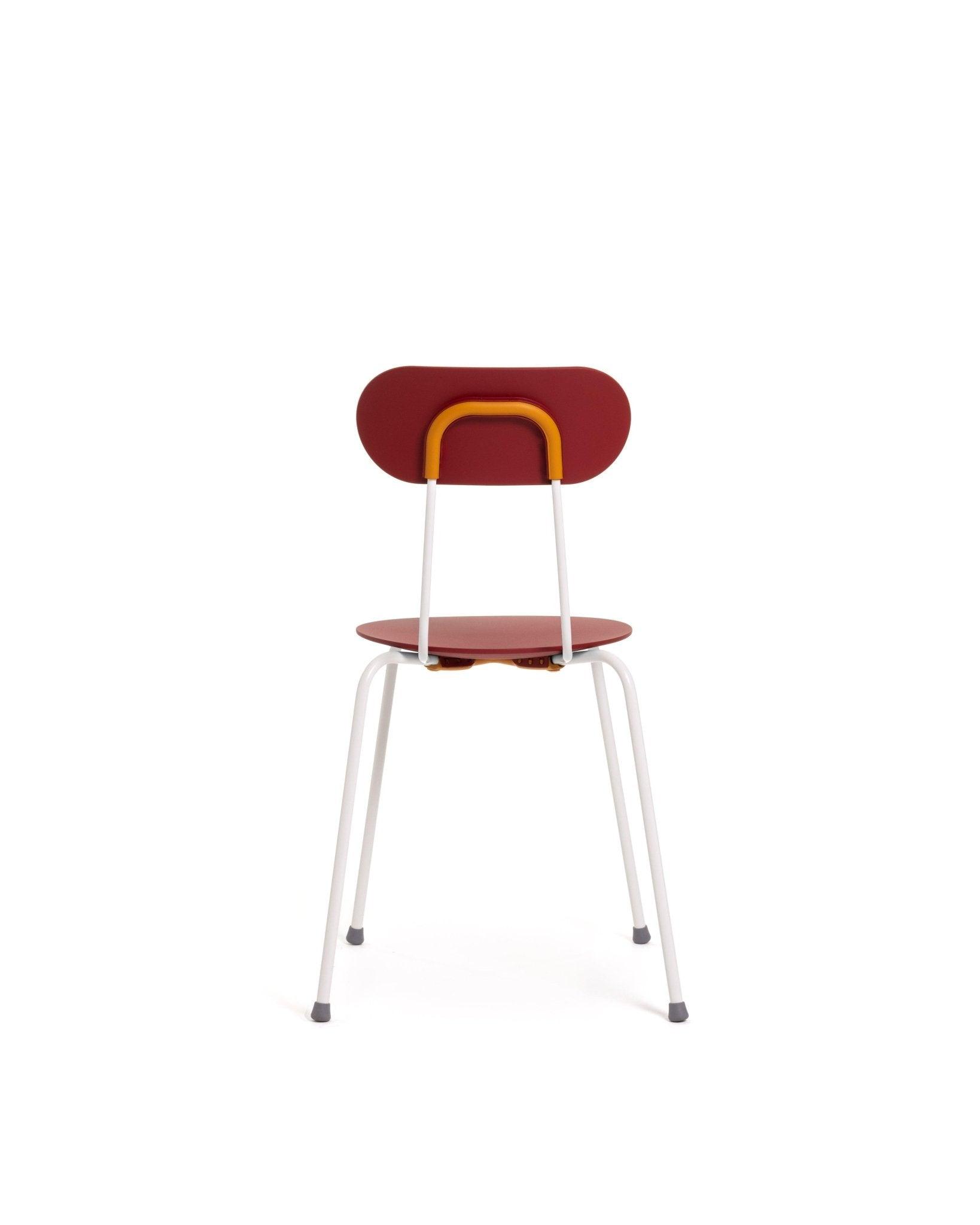 Krzesło MARIOLINA bordowy z białą podstawą Magis Eye on Design