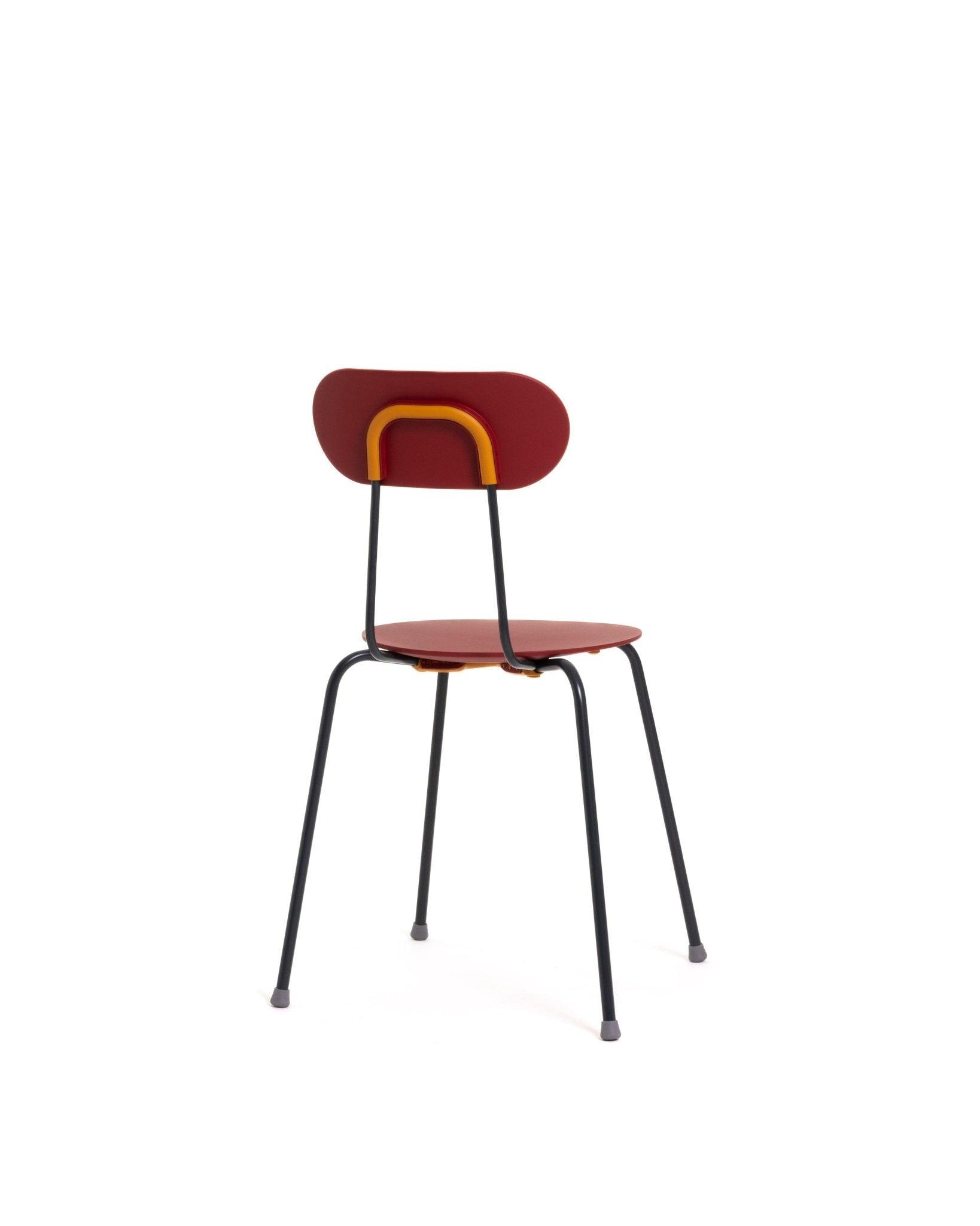 Krzesło MARIOLINA czarny ze srebrną podstawą Magis Eye on Design