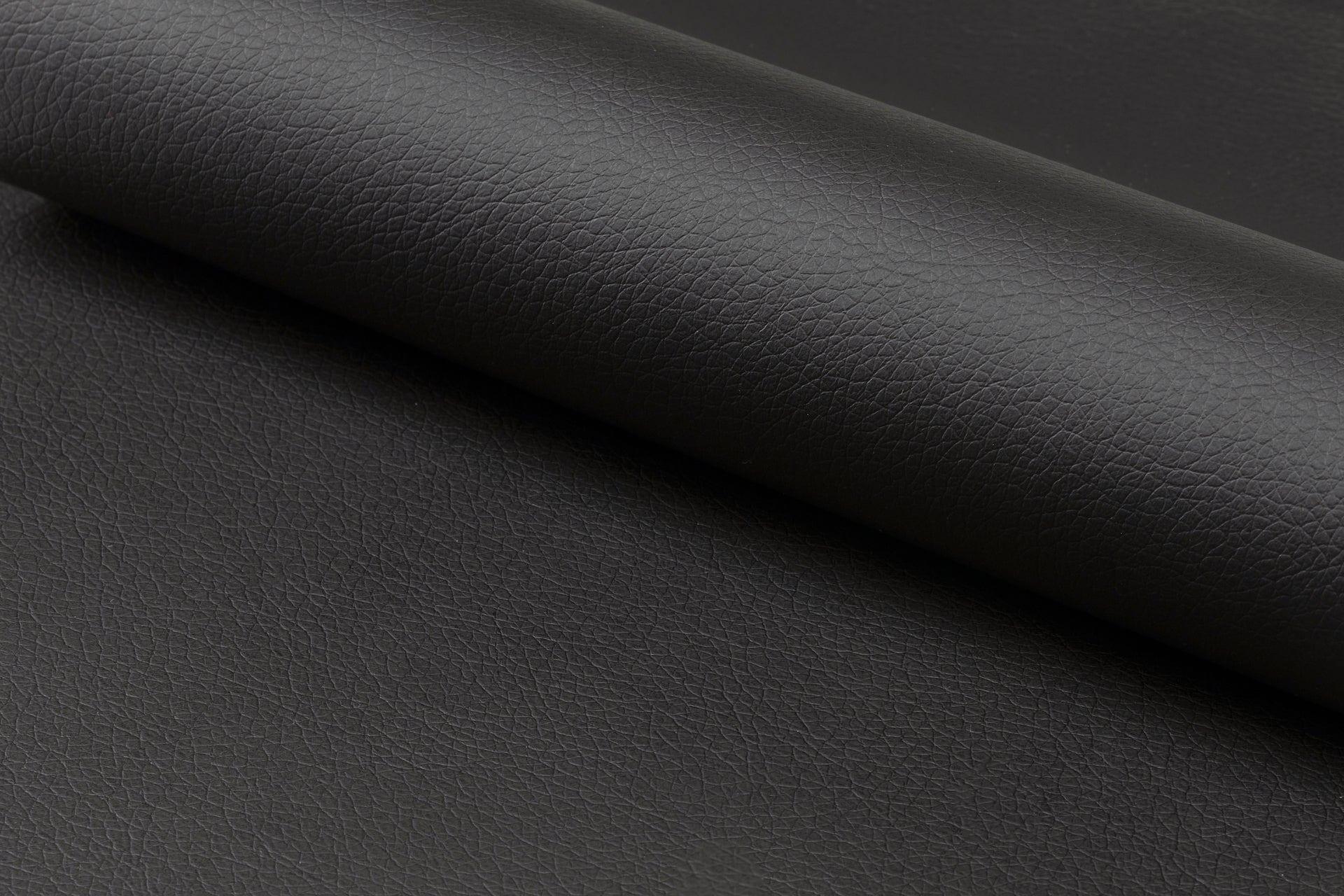 Krzesło NILS ekoskóra czarny z czarną podstawą Home Essentials Eye on Design