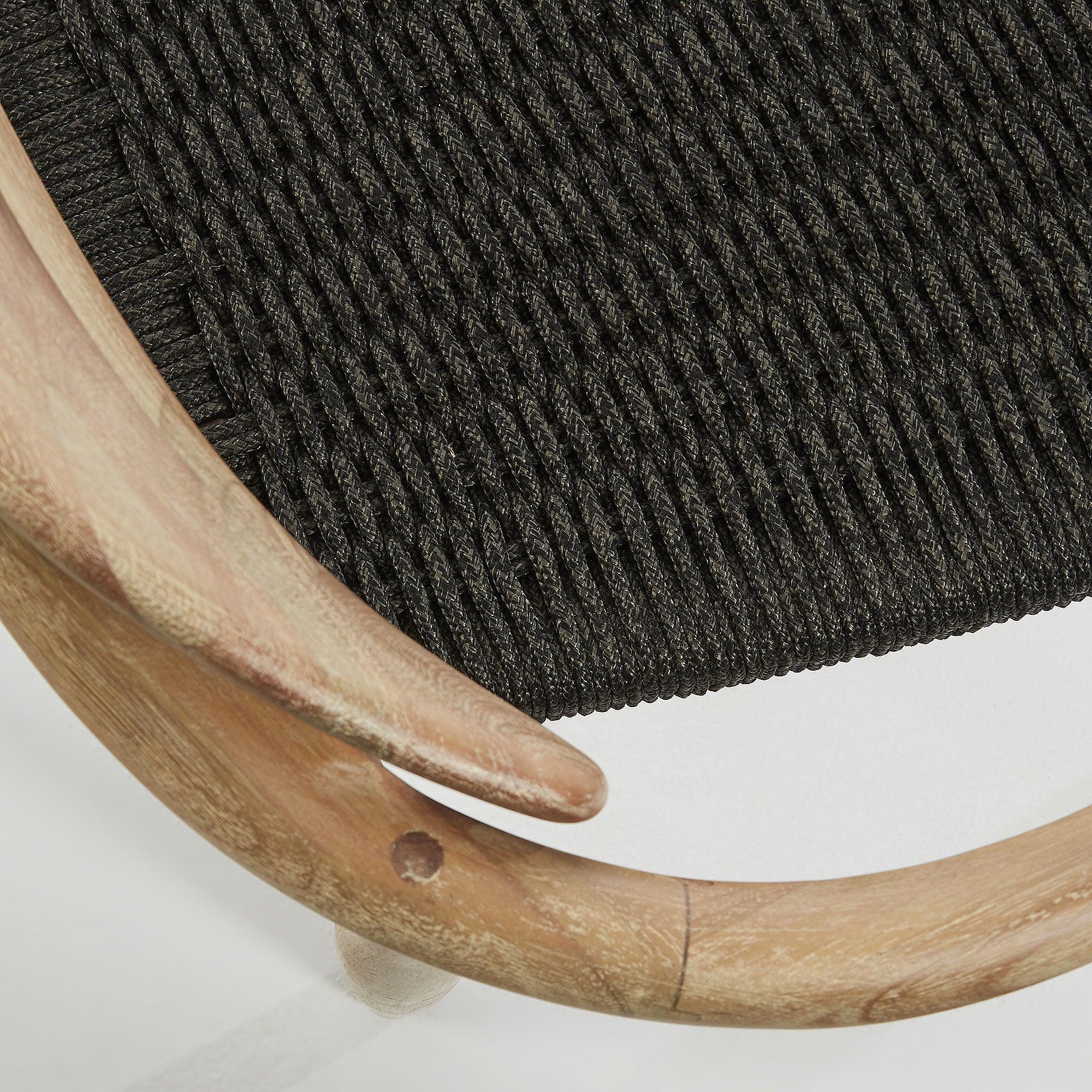 Krzesło NINA lite drewno akacjowe z czarnym siedziskiem La Forma Eye on Design