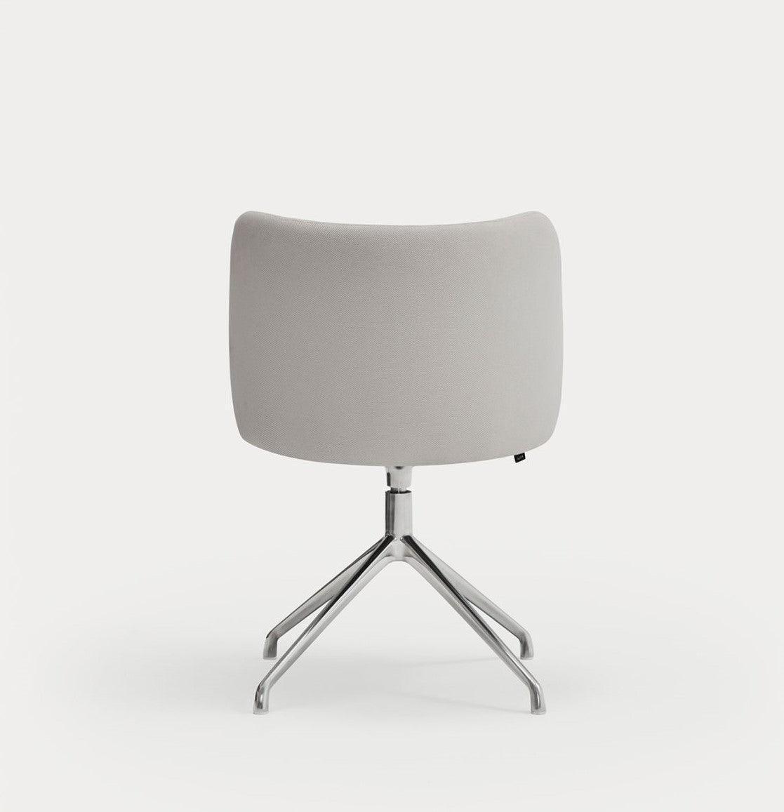 Krzesło obrotowe MOGI jasnoszary z chromowaną podstawą Teulat Eye on Design