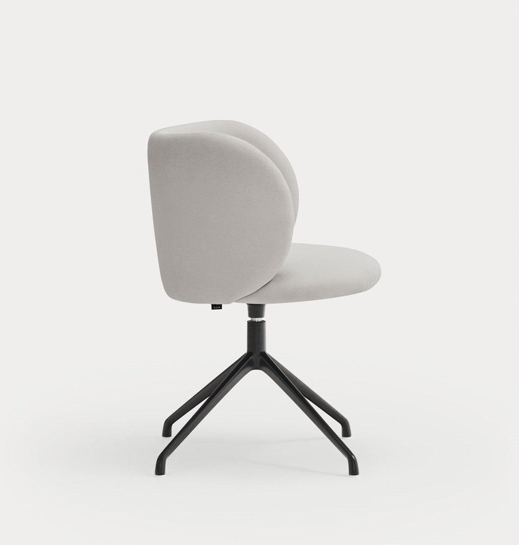 Krzesło obrotowe MOGI jasnoszary z czarną podstawą Teulat Eye on Design