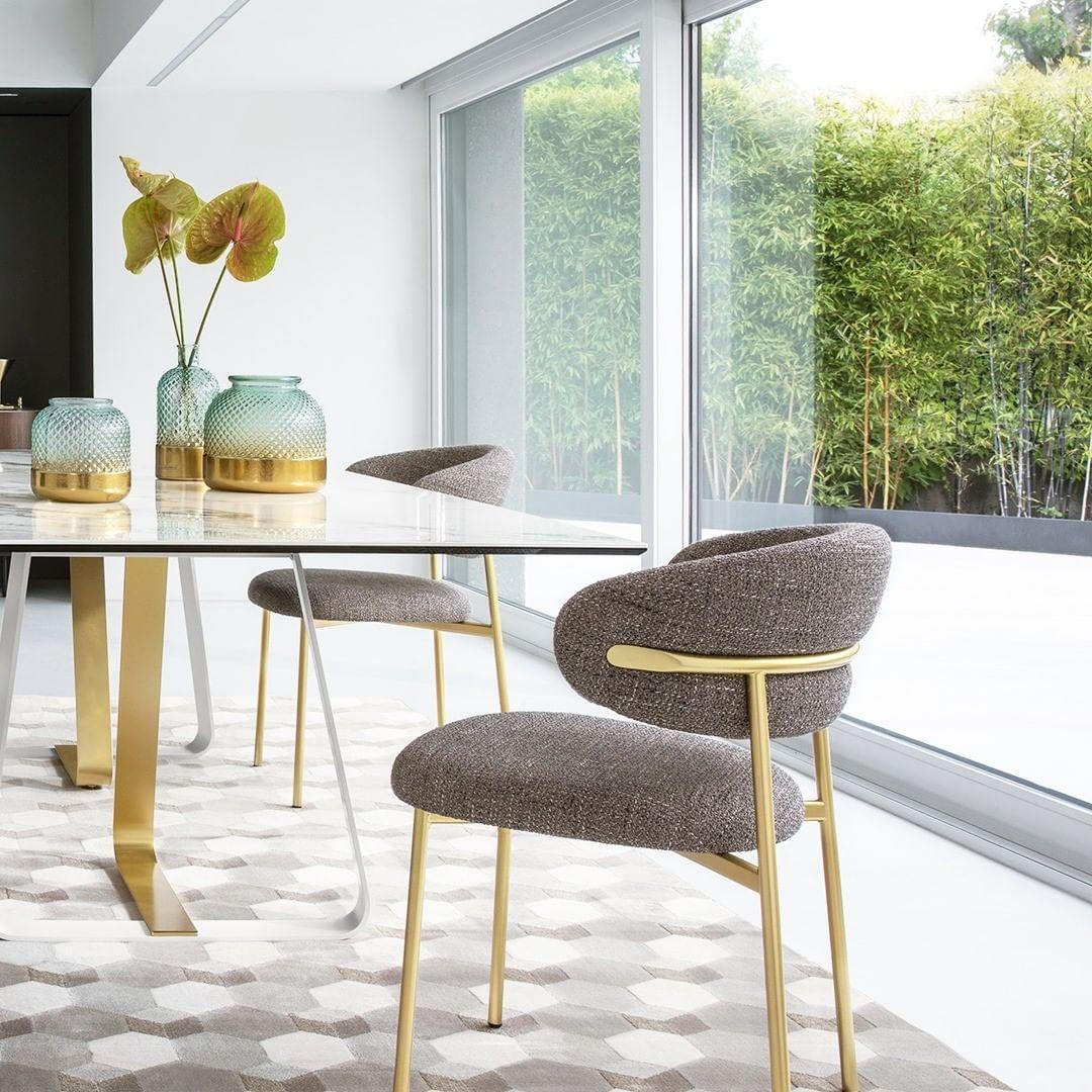 Krzesło OLEANDRO boucle taupe z metalową podstawą Calligaris Eye on Design