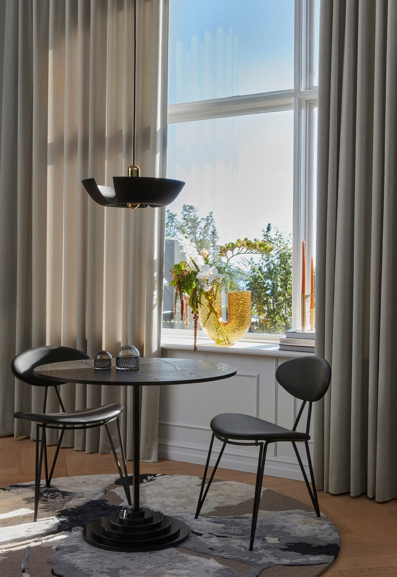 Krzesło SEMPER czarny AYTM Eye on Design