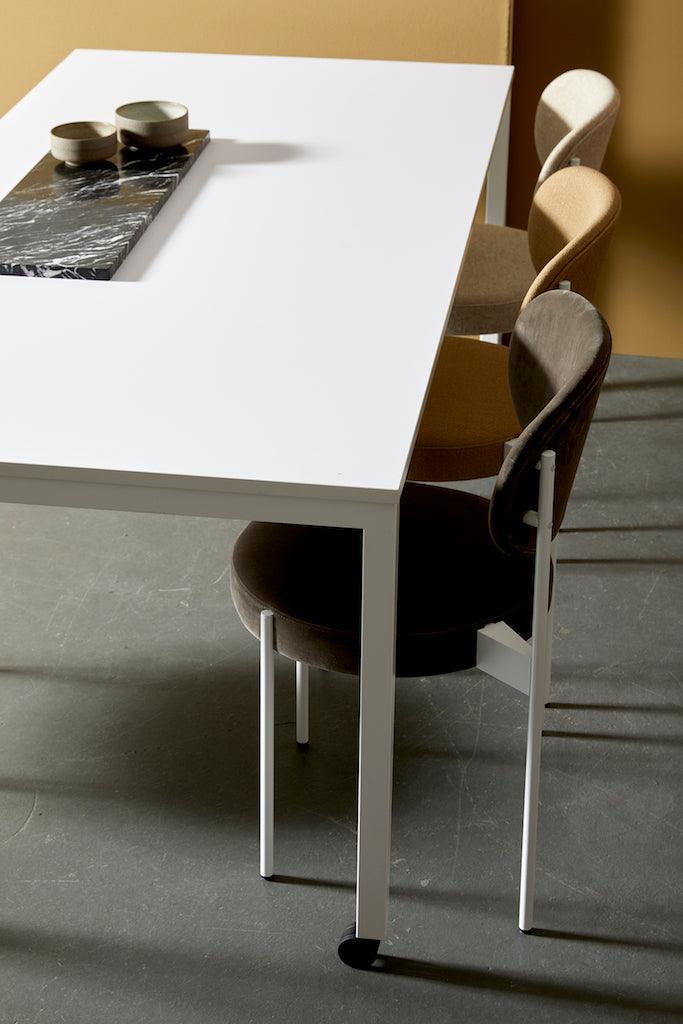 Krzesło SERIES 430 CHAIR WHITE- kolor do wyboru Verpan Eye on Design