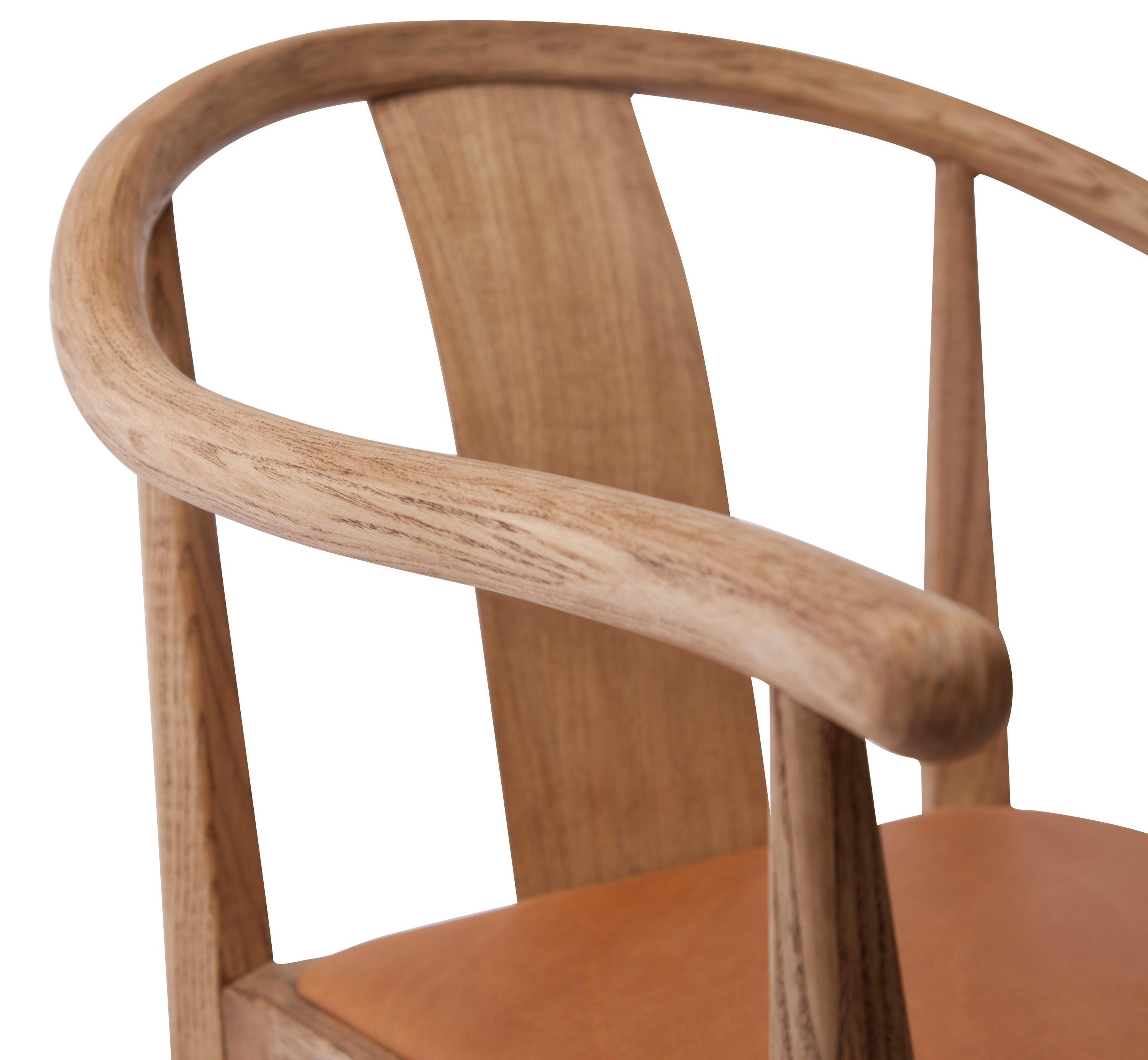 Krzesło SHANGHAI jesionowy z ekoskórą NORR11 Eye on Design