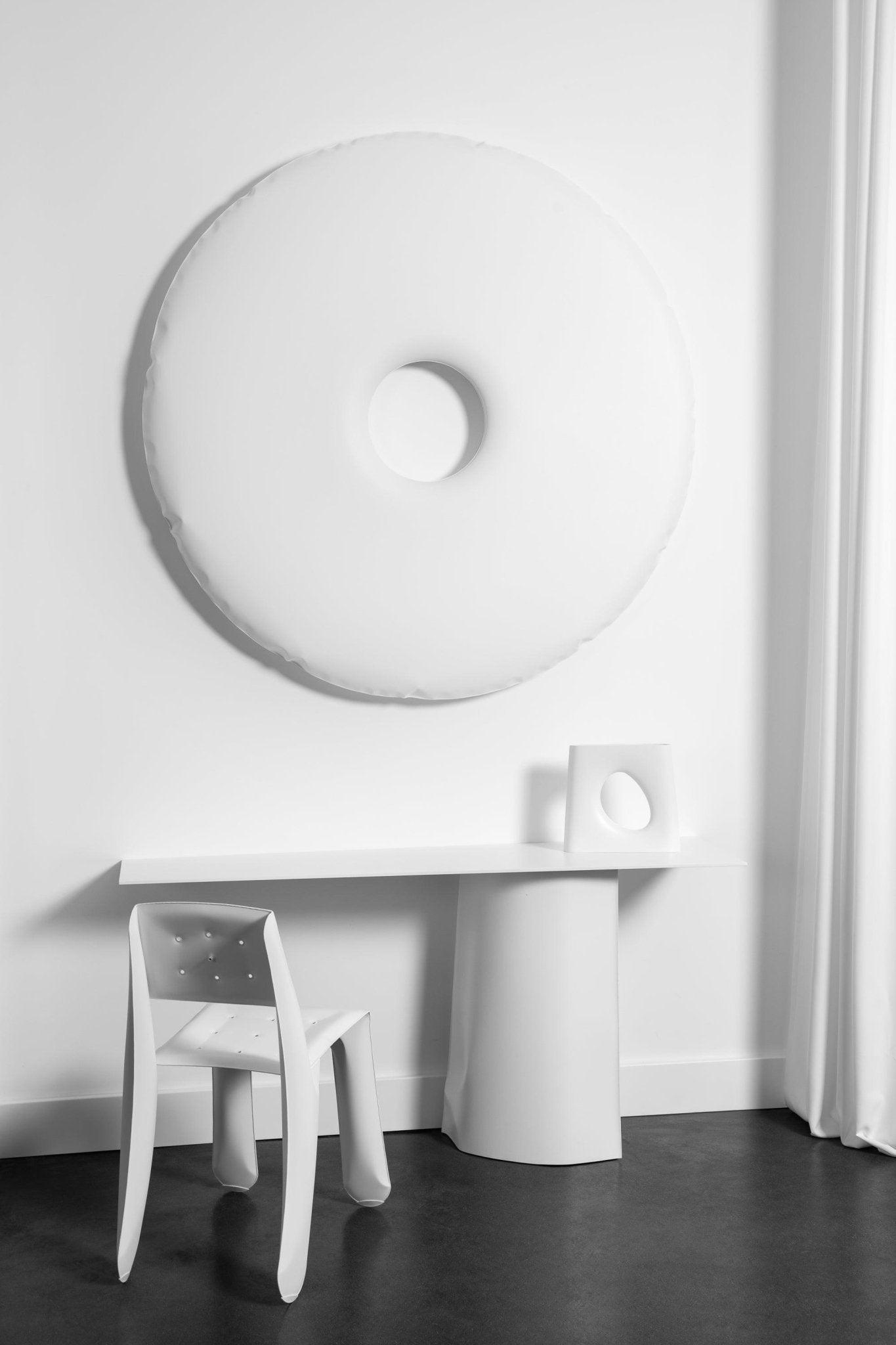 Krzesło stalowe CHIPPENSTEEL 0.5 biały Zieta Studio Eye on Design