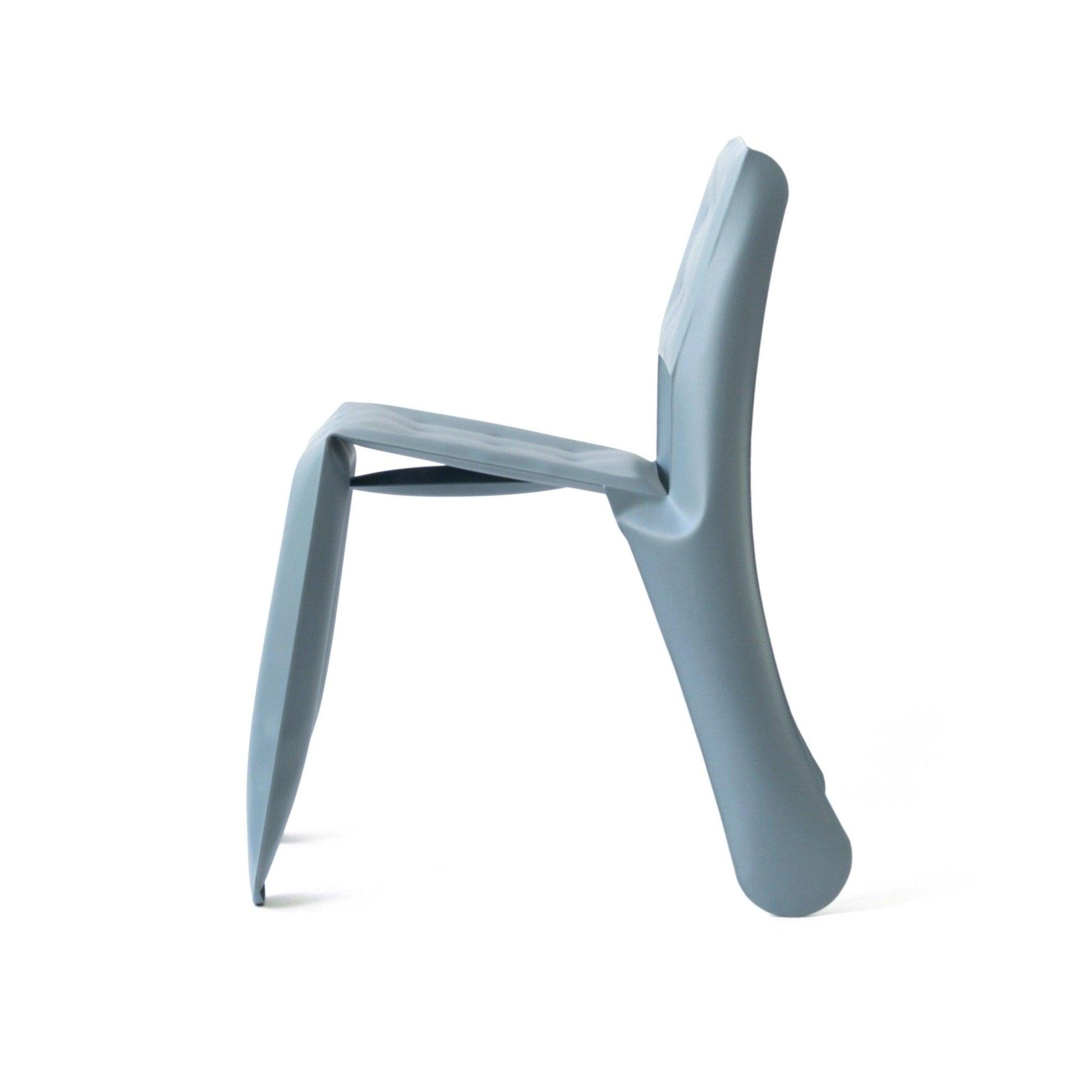 Krzesło stalowe CHIPPENSTEEL 0.5 niebiesko szary mat Zieta Studio Eye on Design