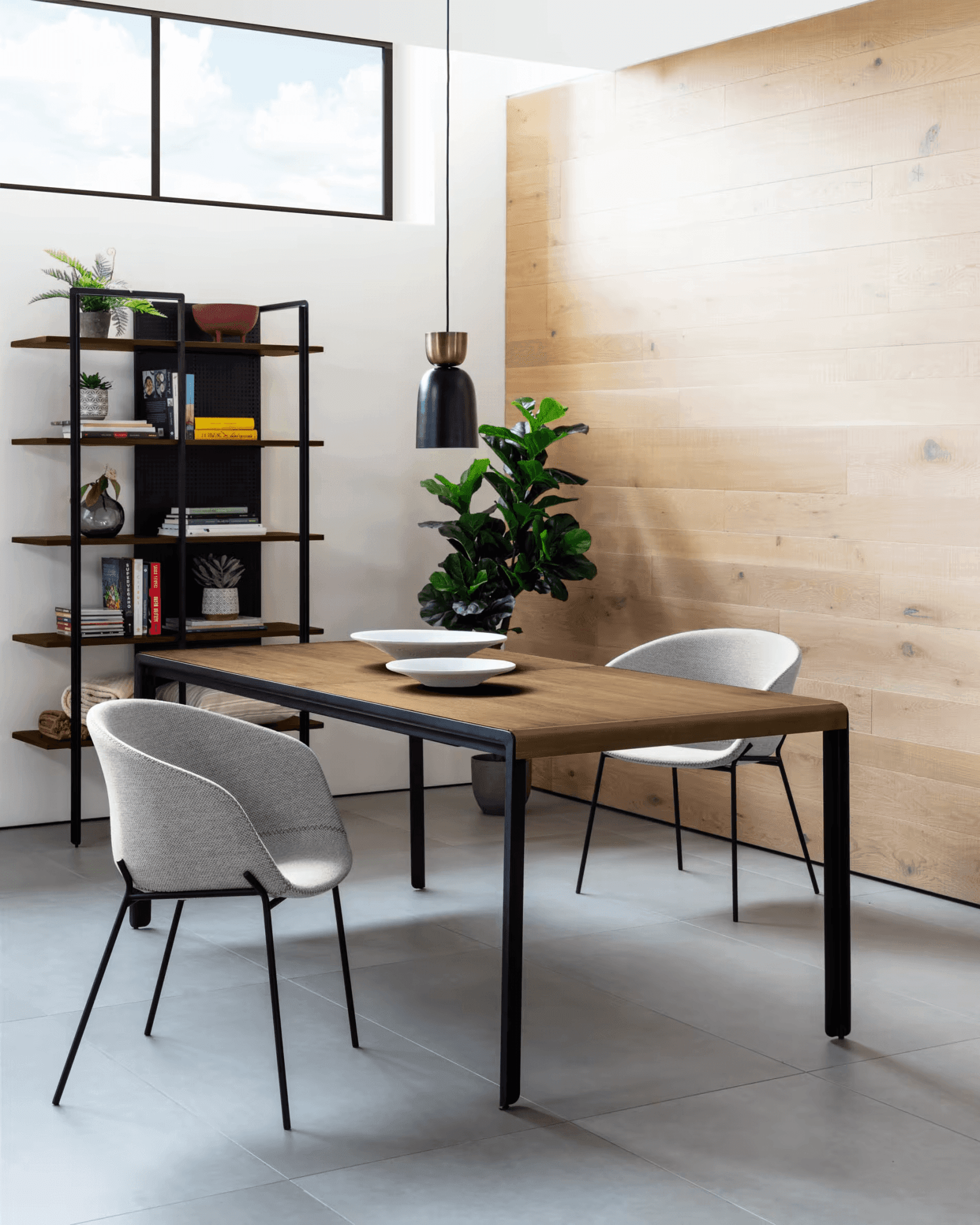 Krzesło YVETTE jasnoszary La Forma Eye on Design